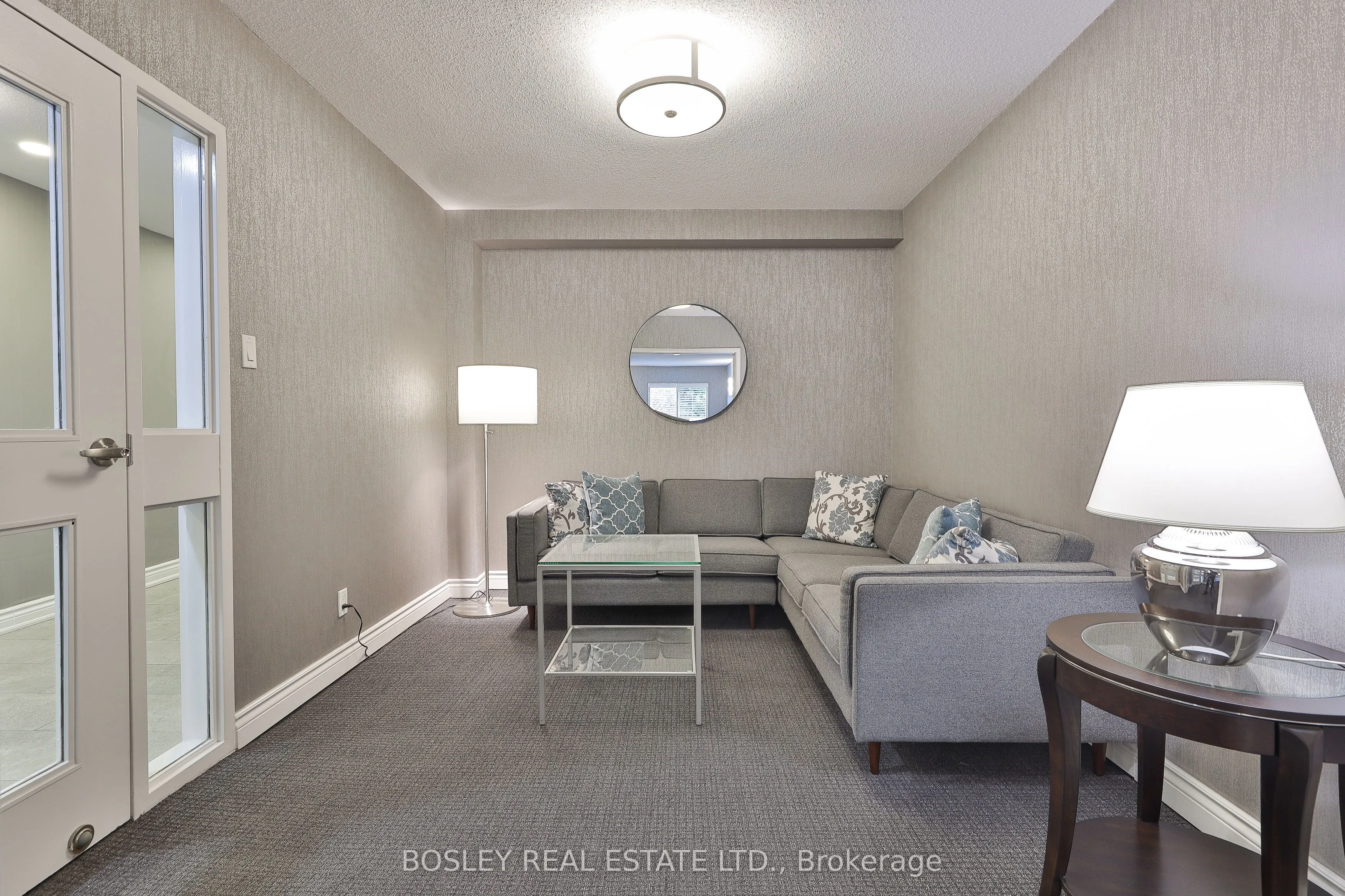 928 Millwood Road, #306