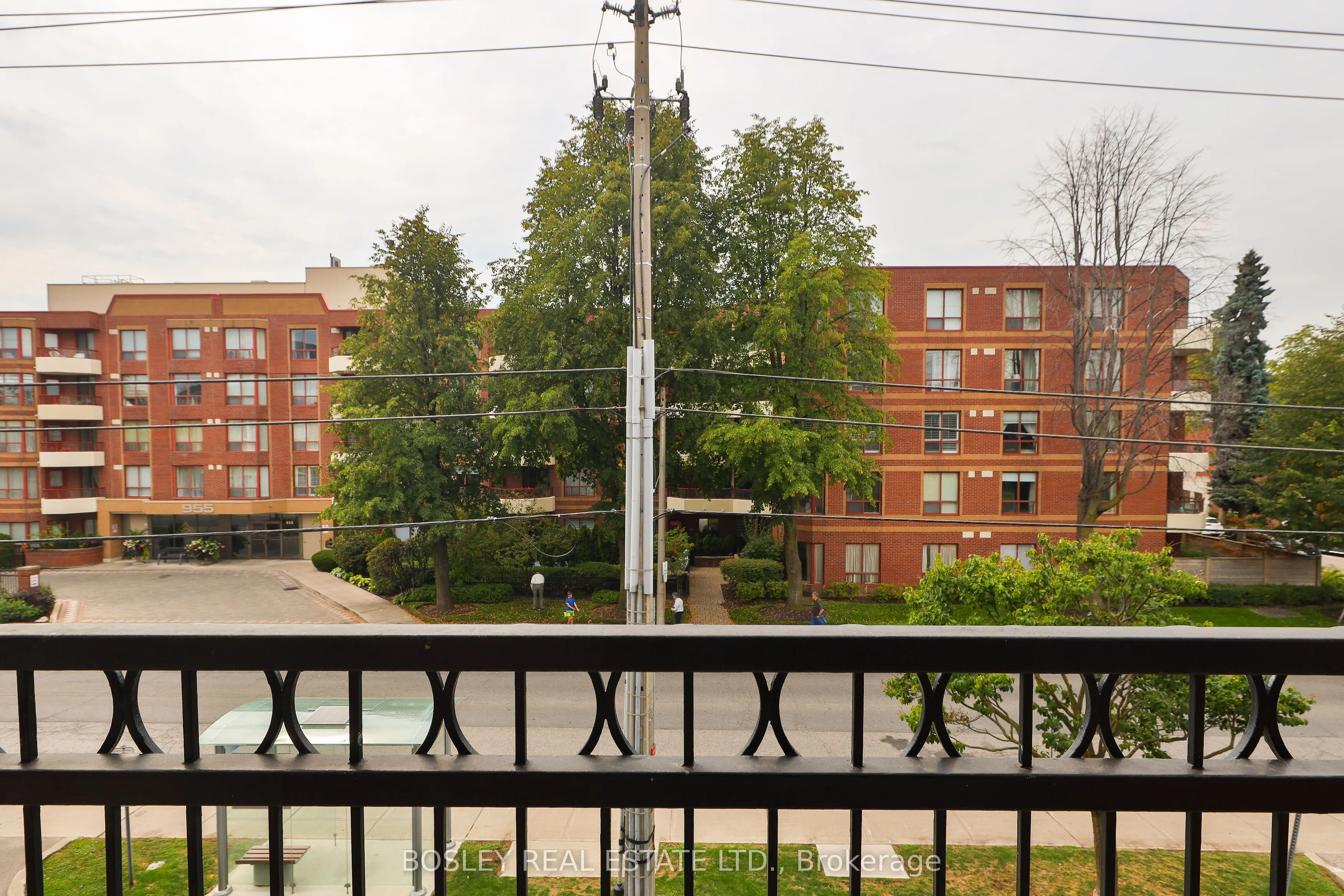 928 Millwood Road, #306