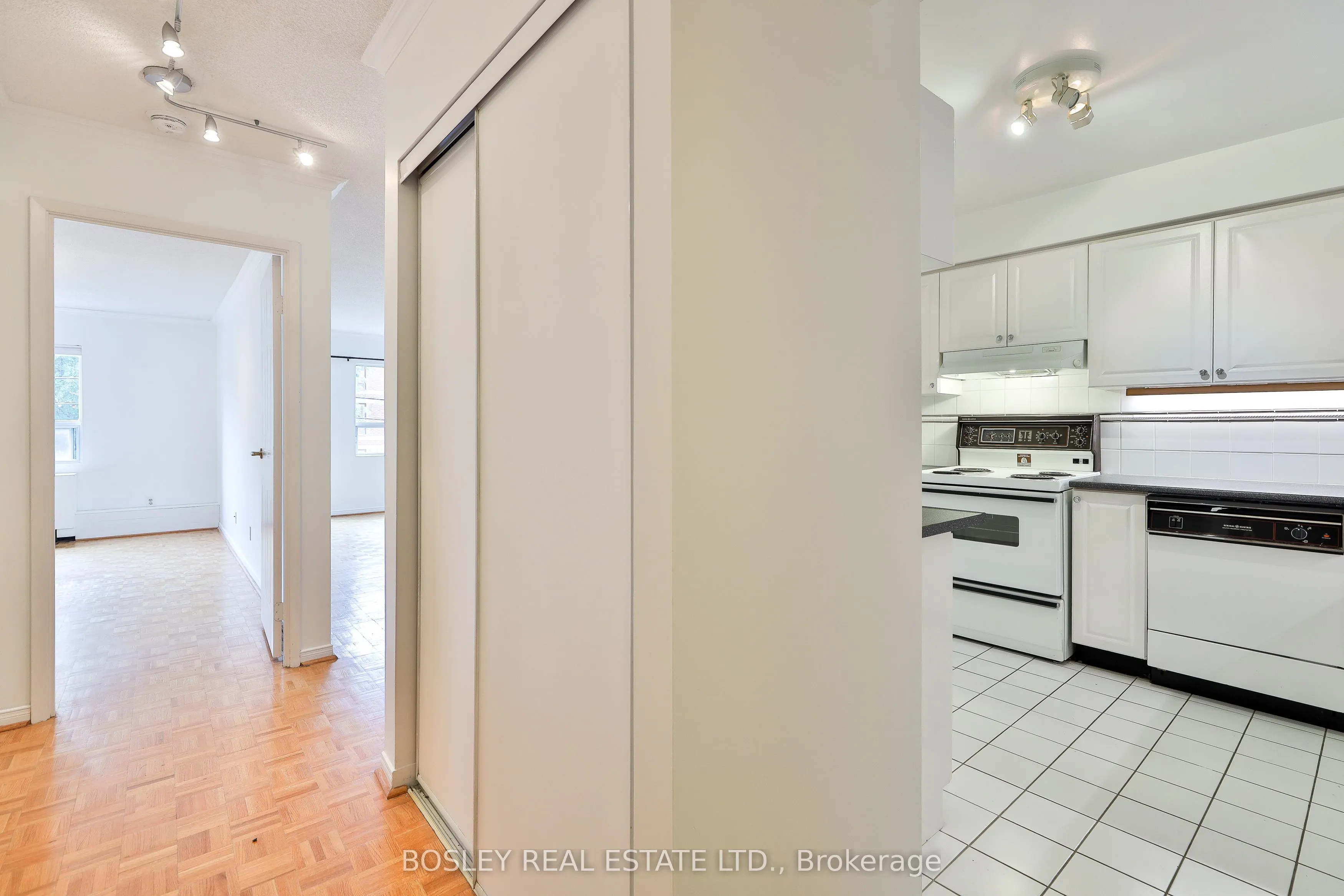 928 Millwood Road, #306