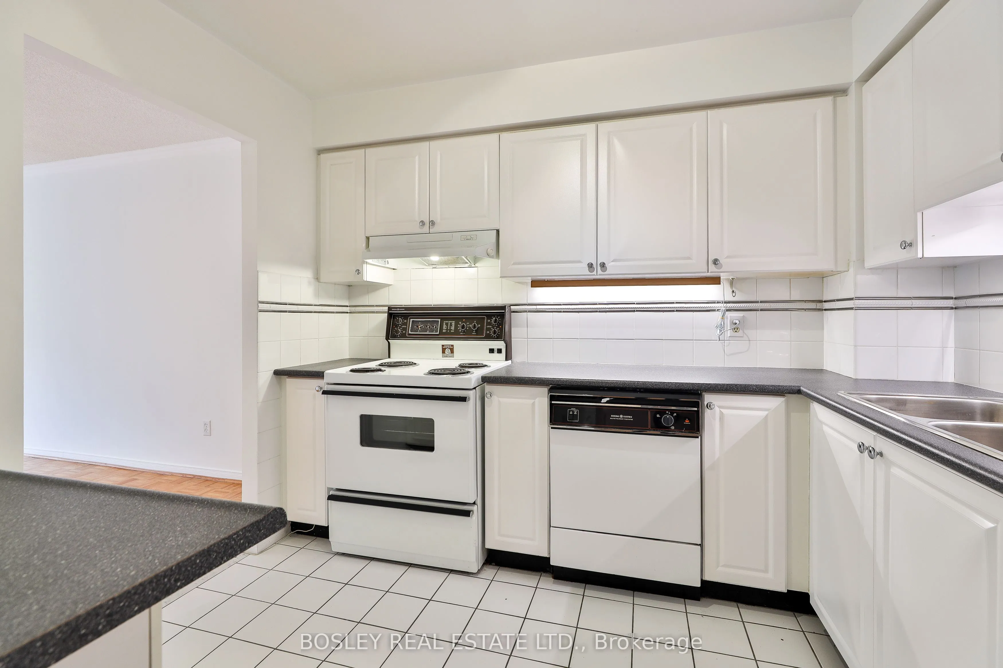 928 Millwood Road, #306