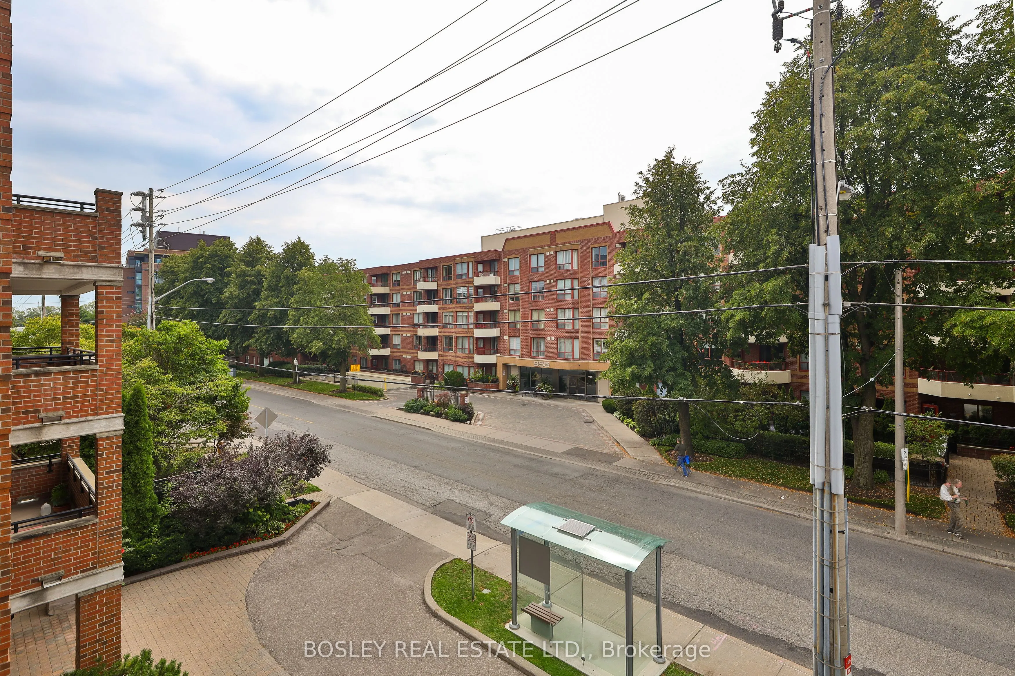 928 Millwood Road, #306