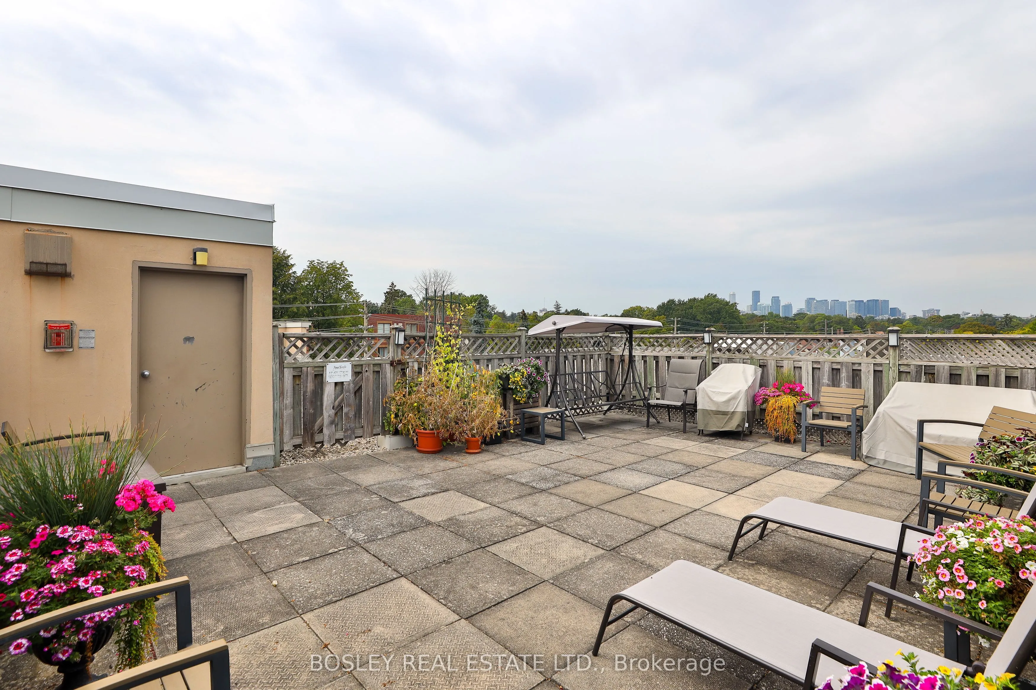 928 Millwood Road, #306