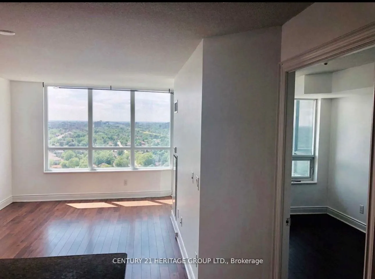 25 Greenview Avenue, #2416