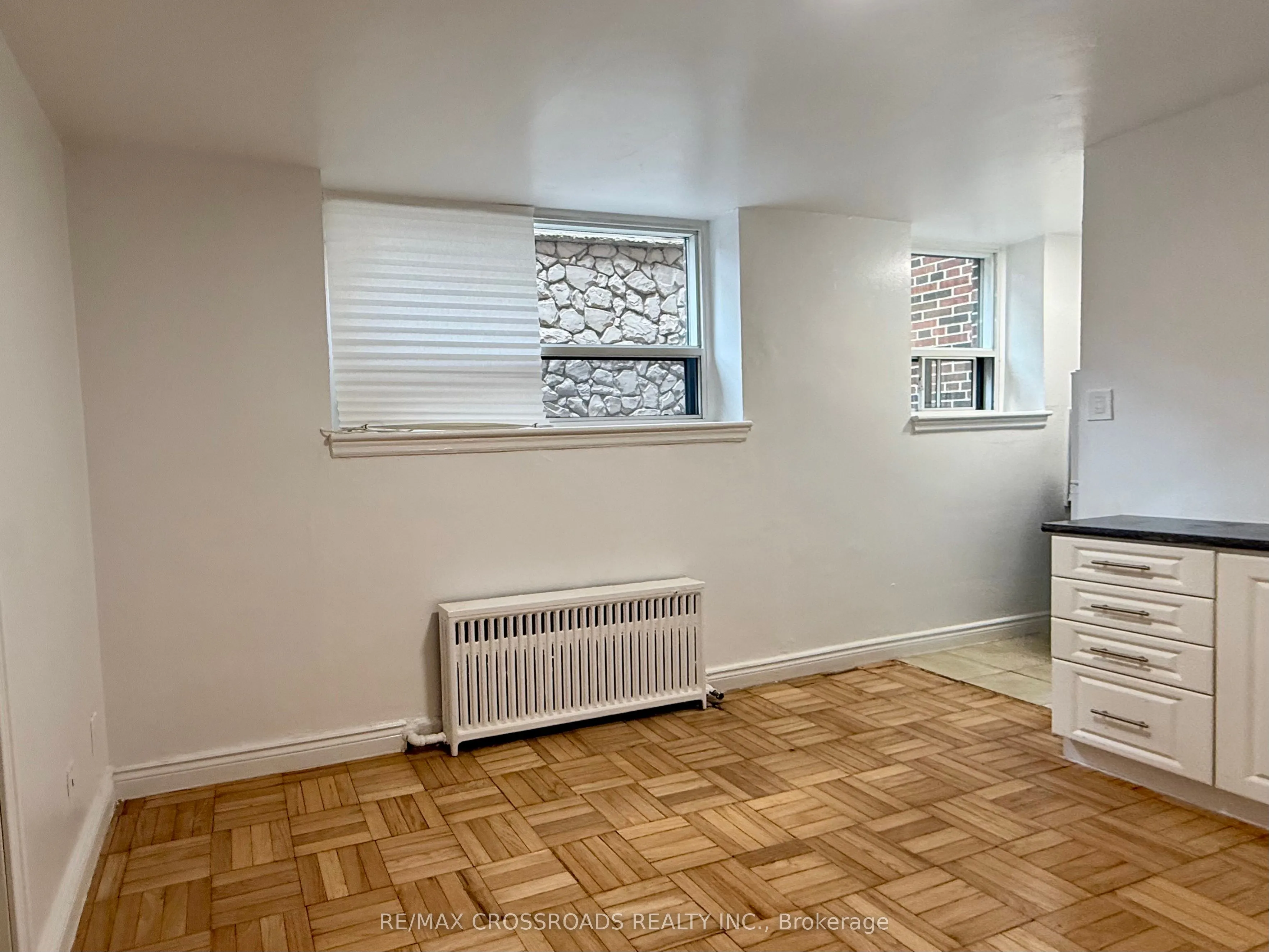 2770 Yonge Street, #B3