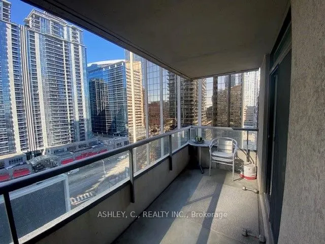 23 Hollywood Avenue E, #1602