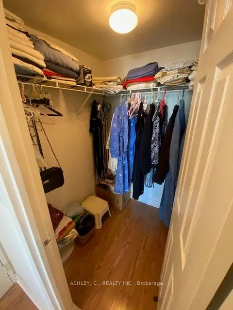 23 Hollywood Avenue E, #1602