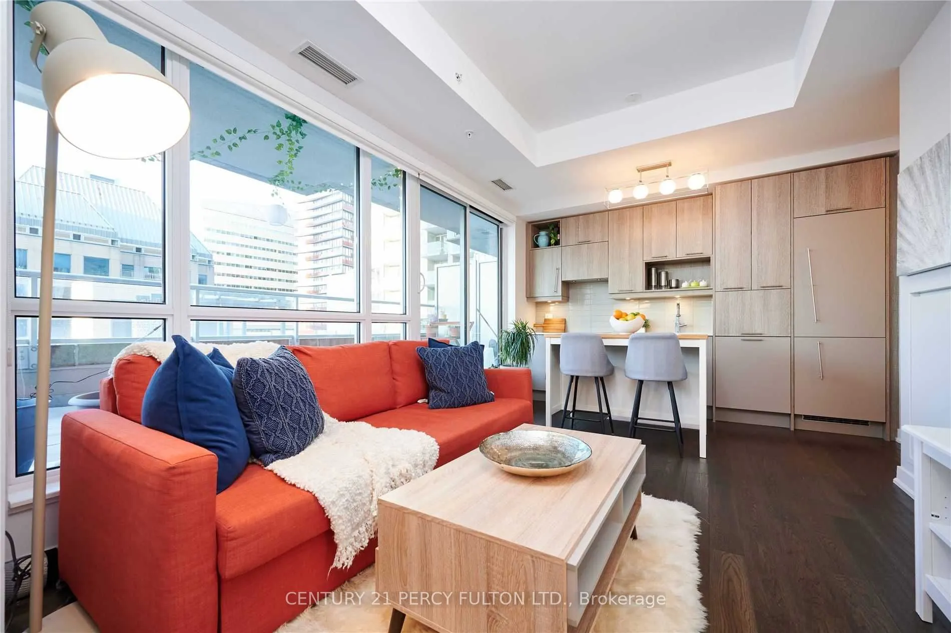 30 Nelson Street, #901