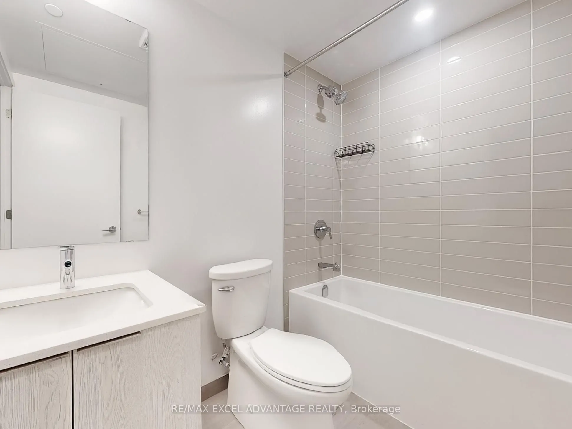 357 King Street W, #1206