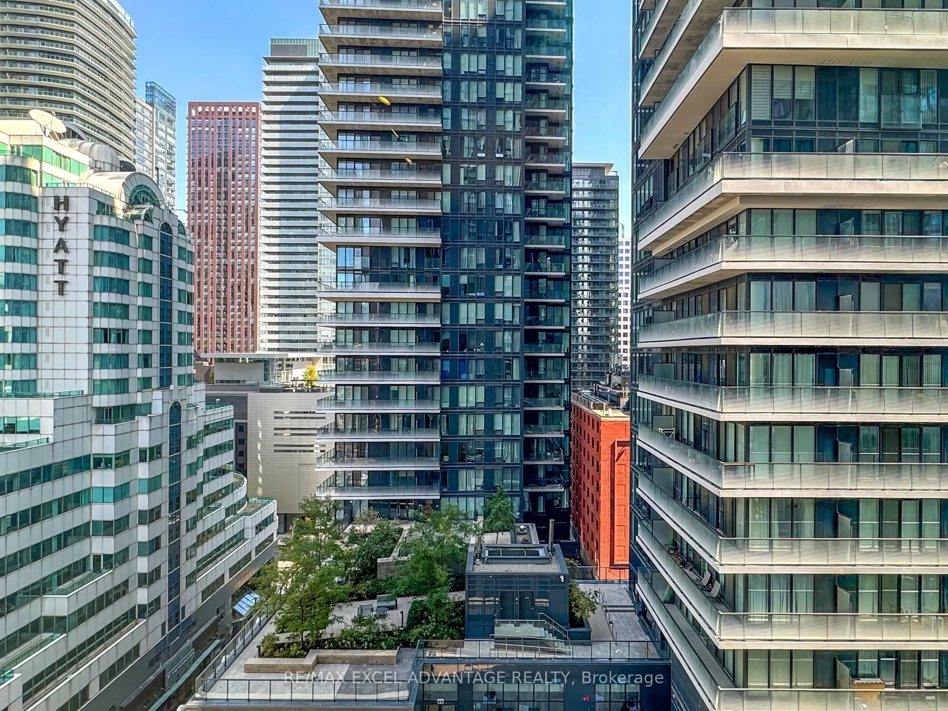 357 King Street W, #1206