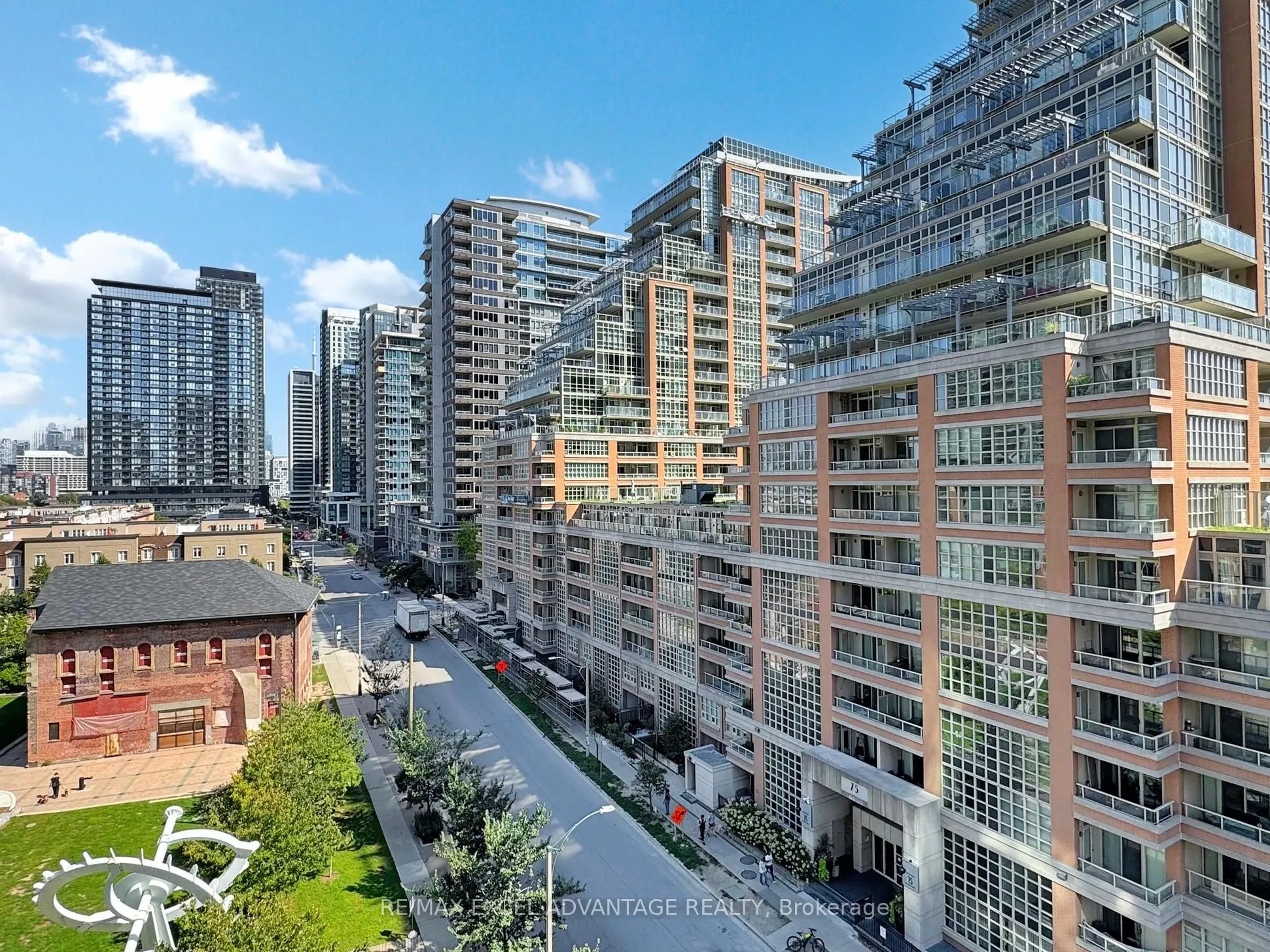 69 Lynn Williams Street, #704