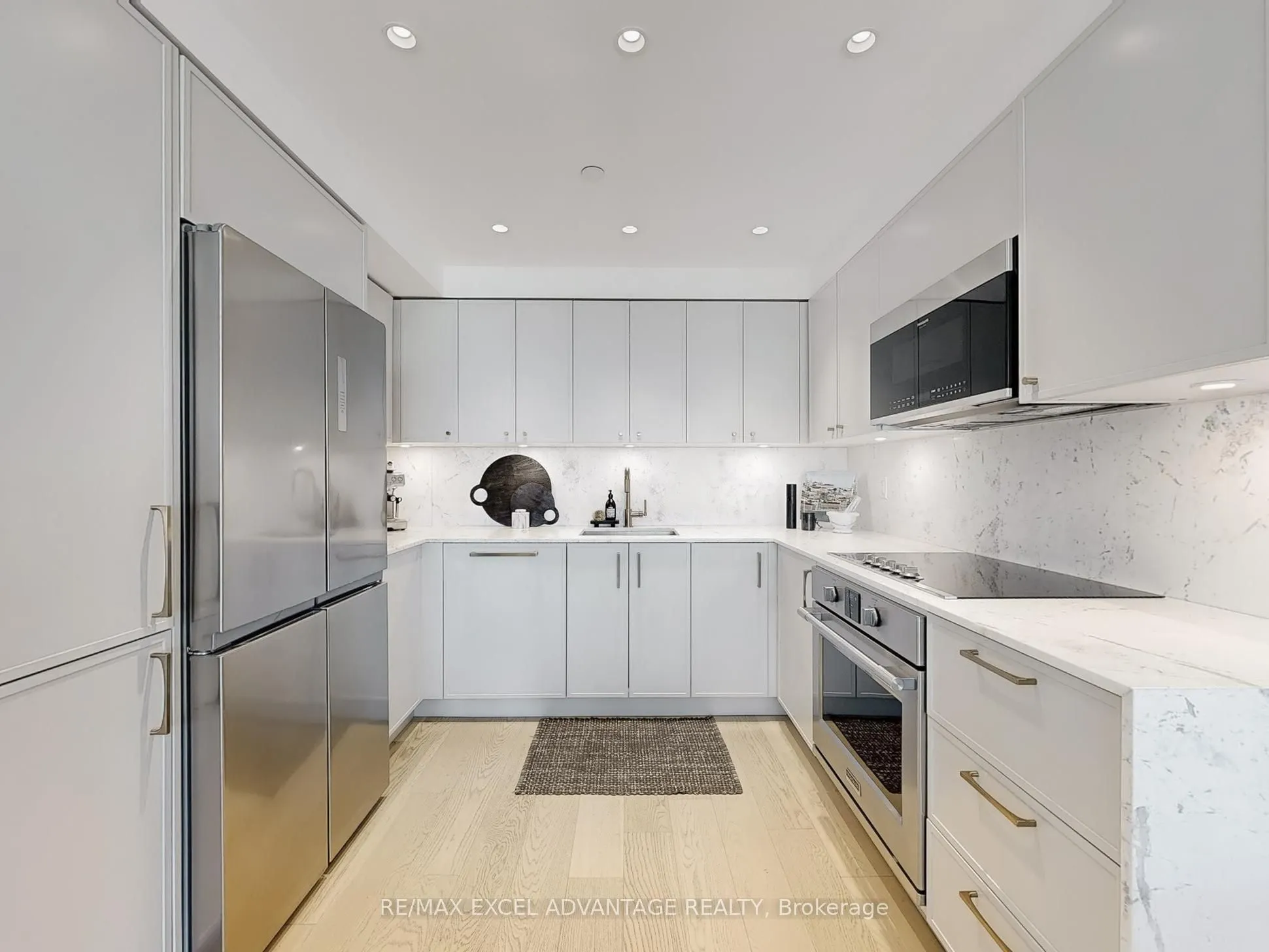 69 Lynn Williams Street, #704