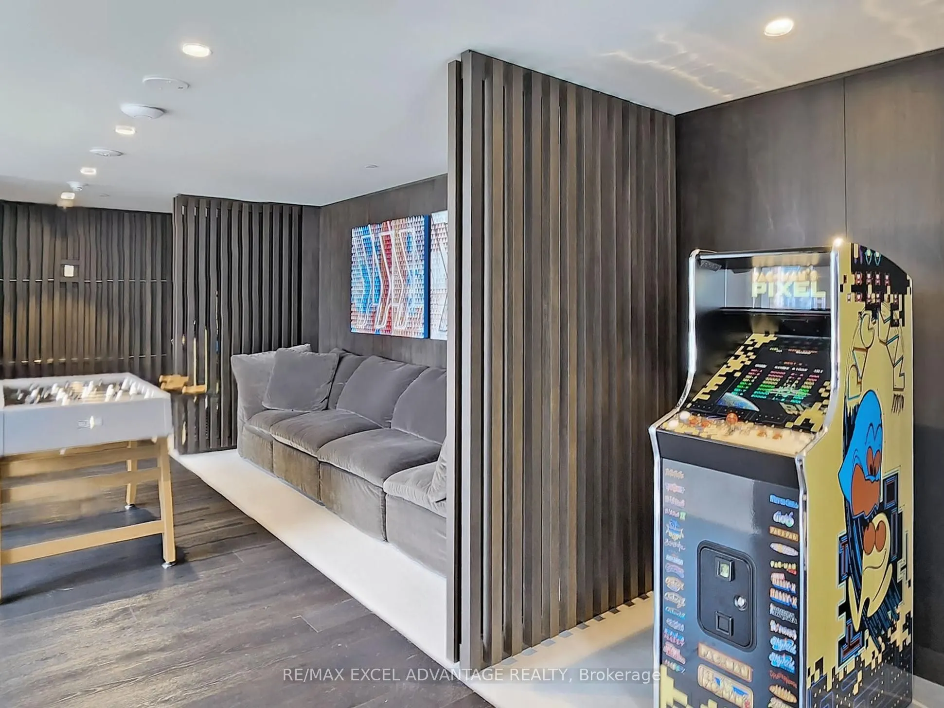 138 Downes Street, #6901