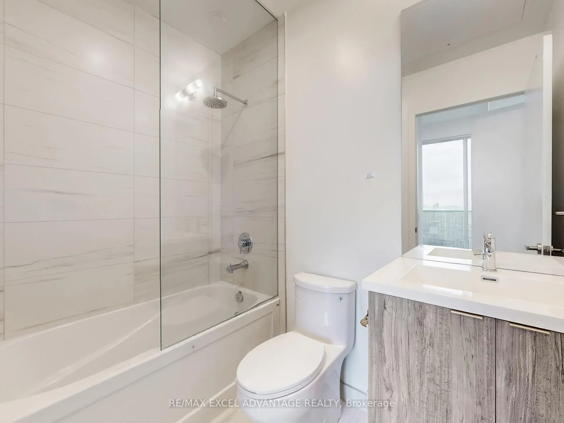 138 Downes Street, #6901