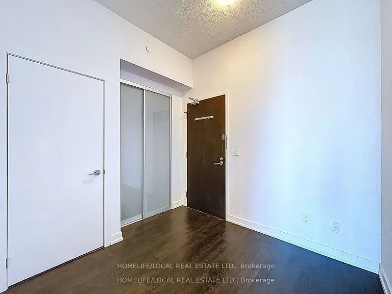 297 College Street, ## 506