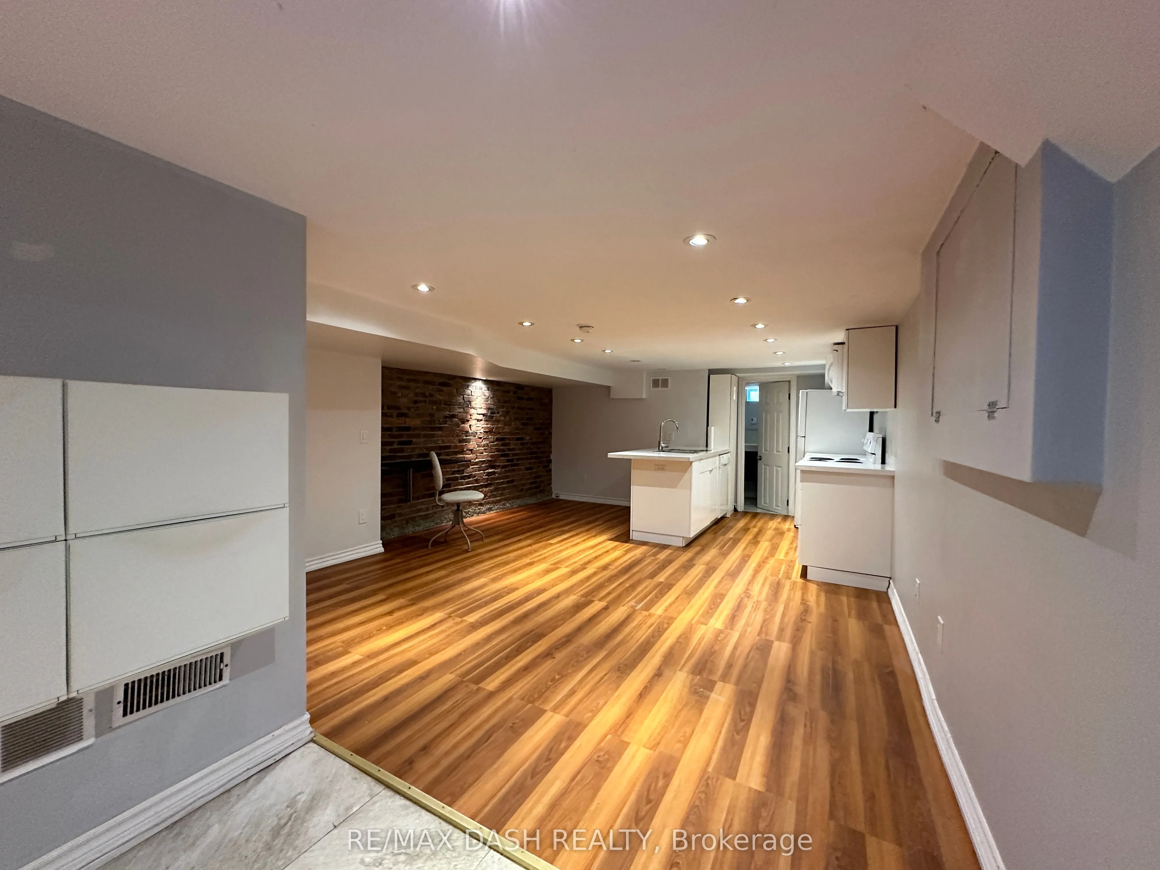 11 Somerset Avenue, #Bsmt