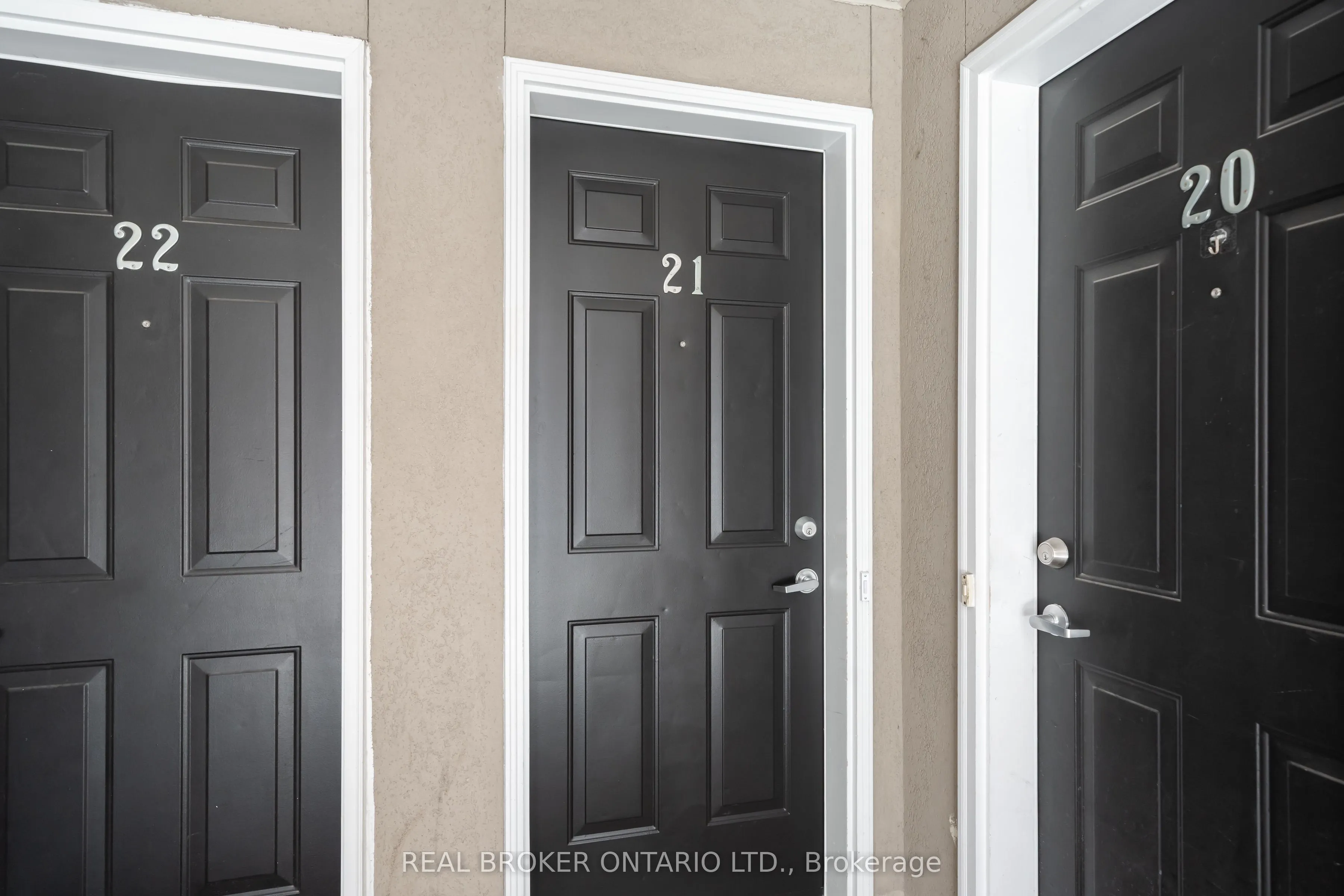 108 Redpath Avenue, #21