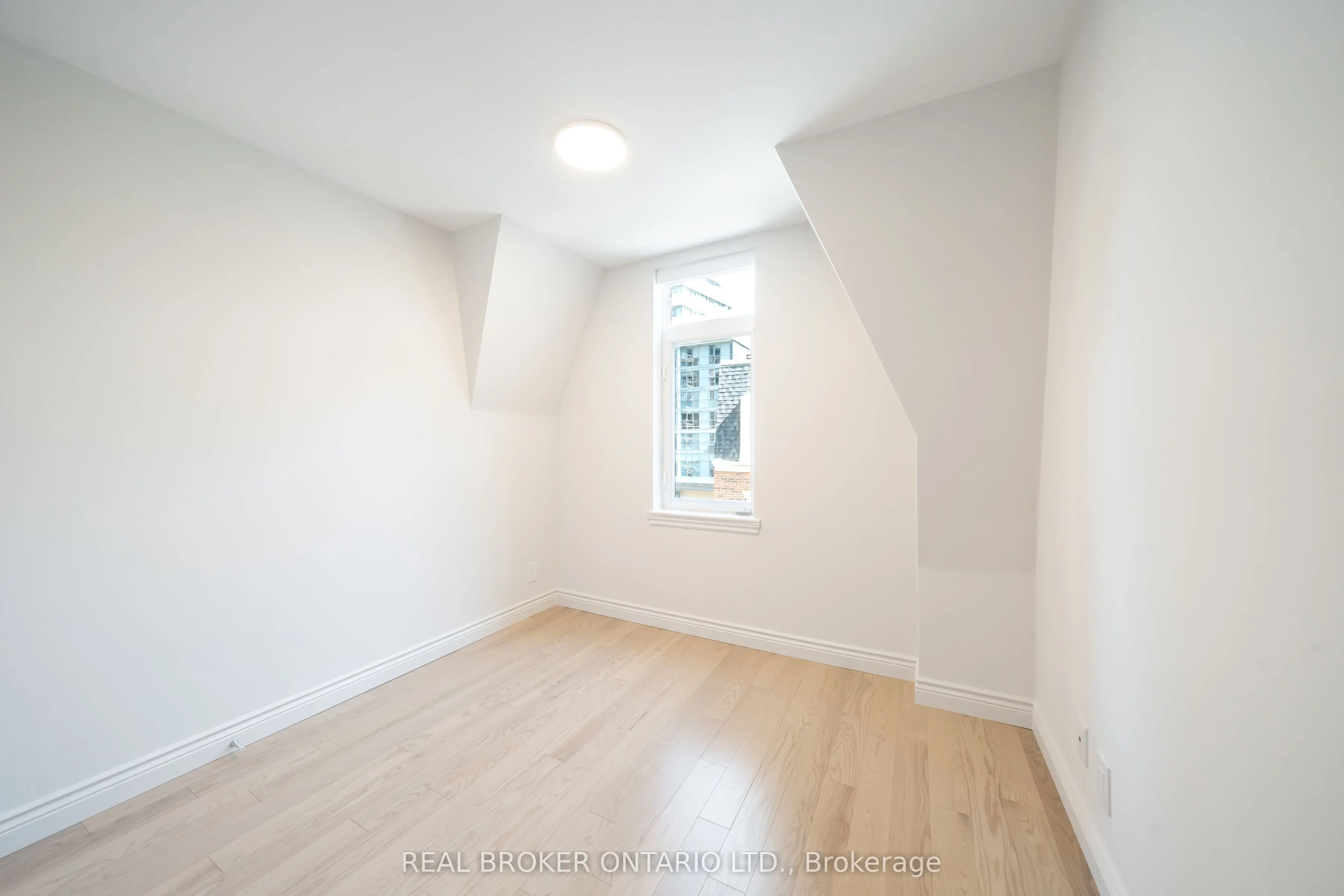 108 Redpath Avenue, #21