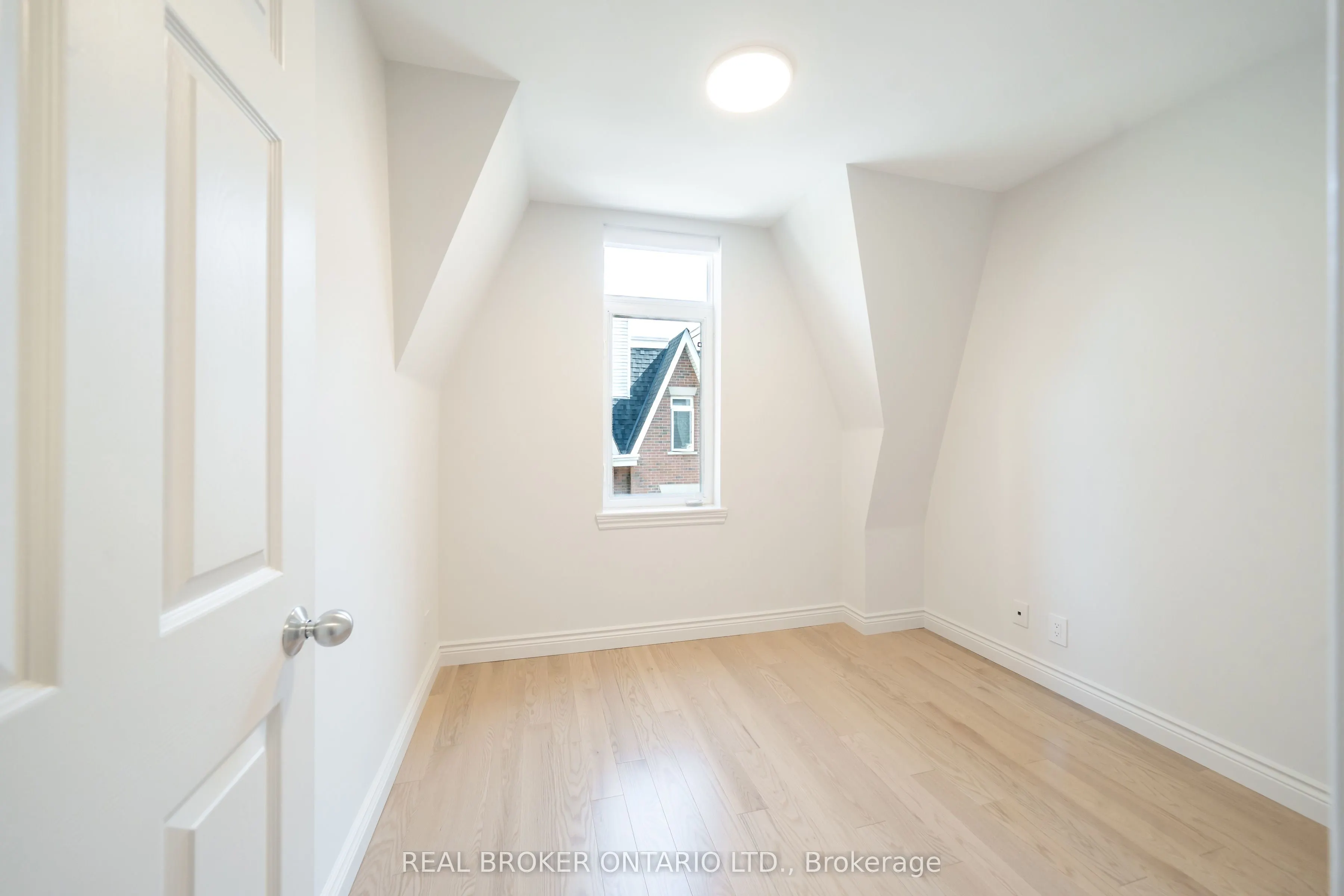 108 Redpath Avenue, #21