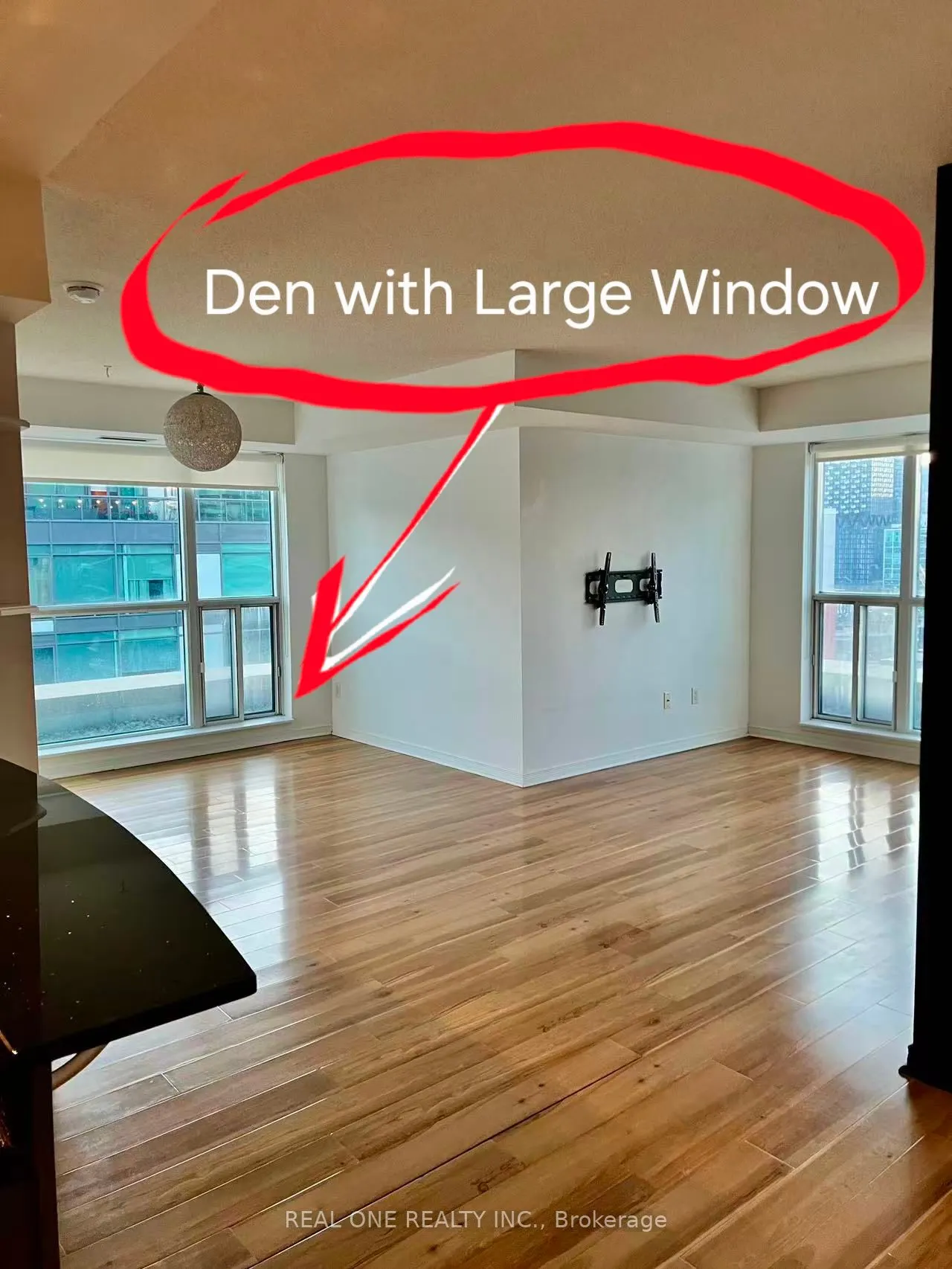 230 King Street E, #1716