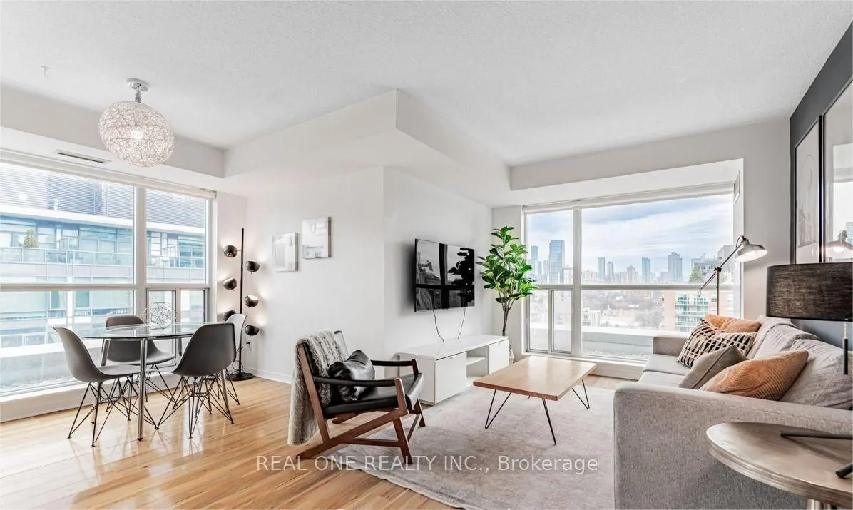 230 King Street E, #1716
