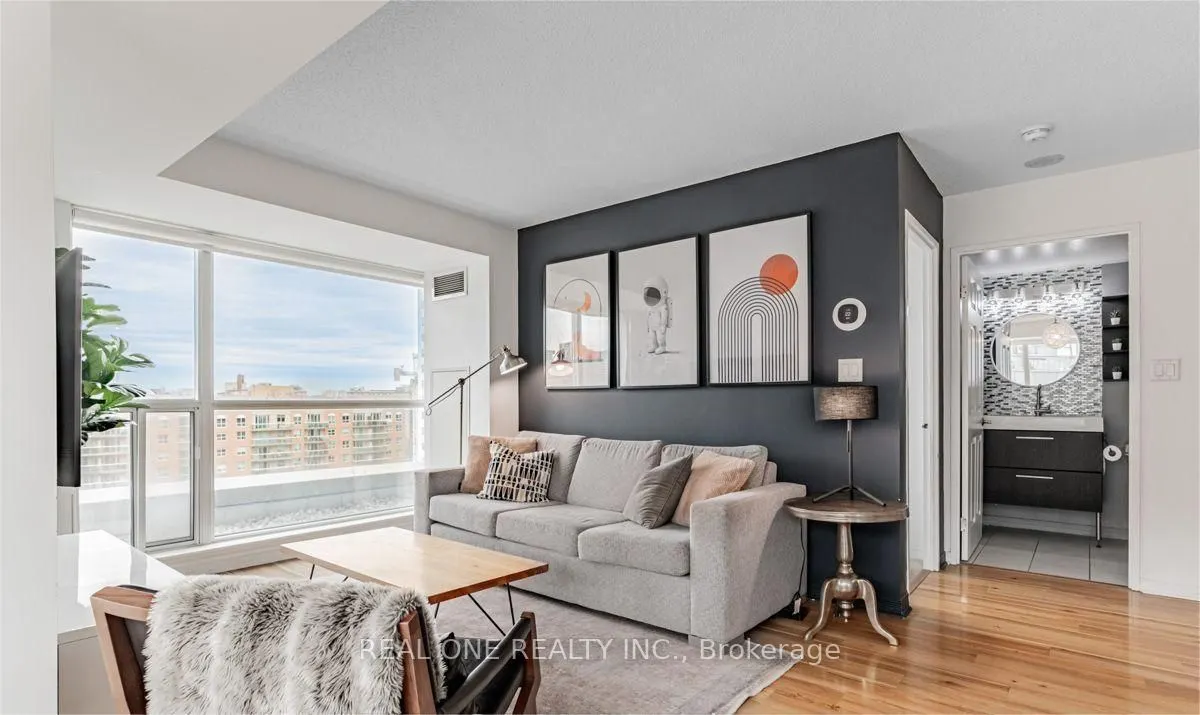 230 King Street E, #1716