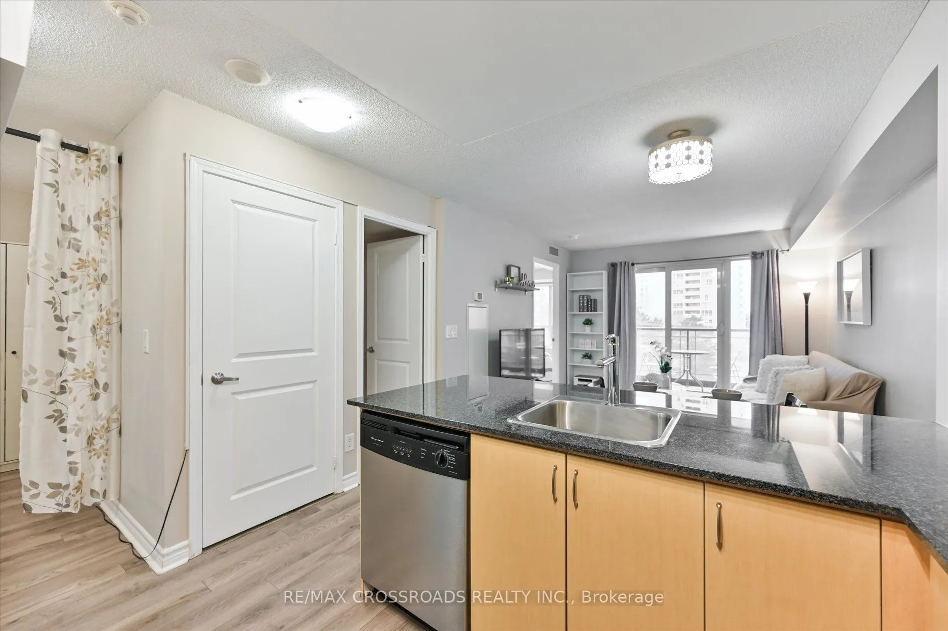 27 REAN Drive, #518