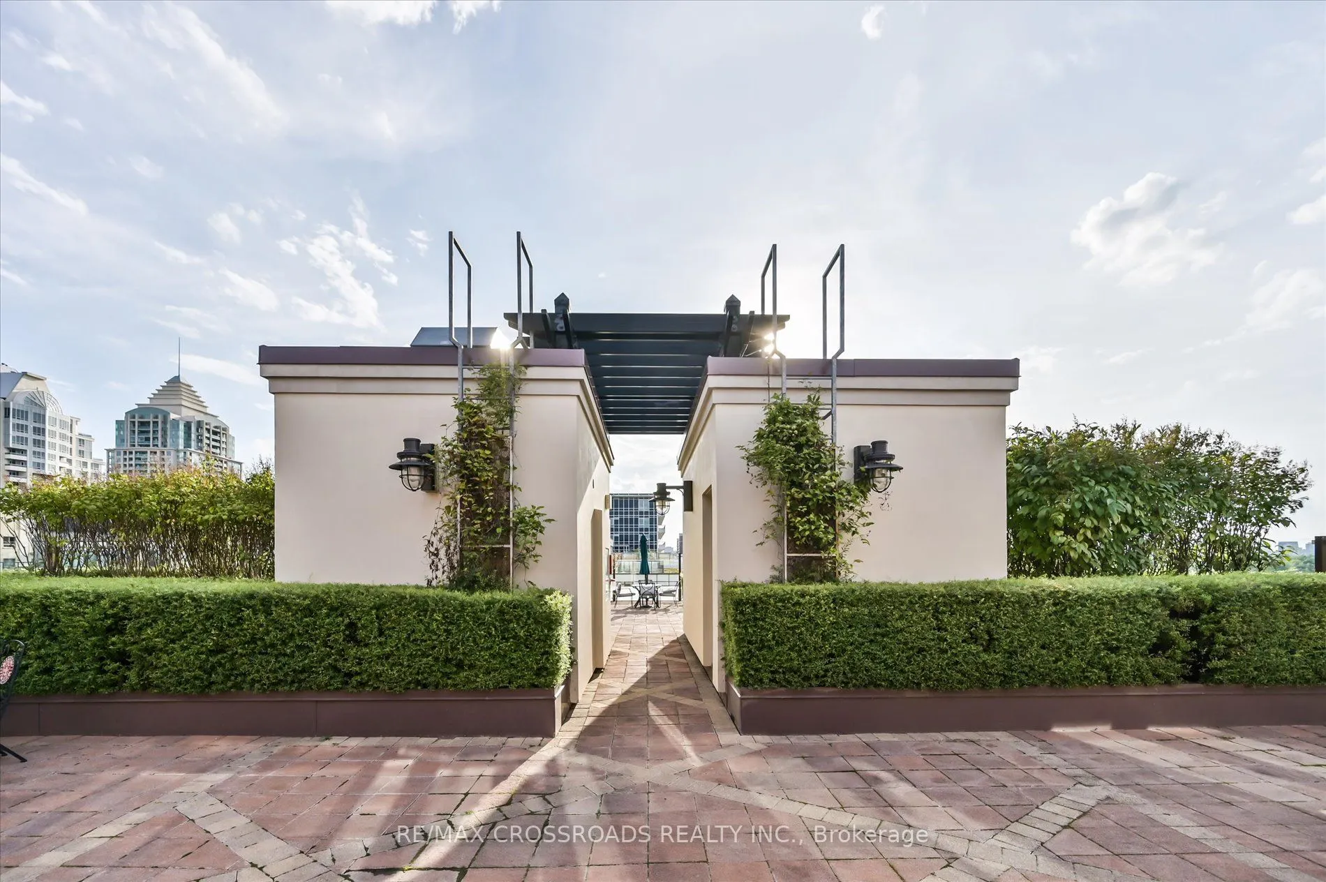 27 REAN Drive, #518