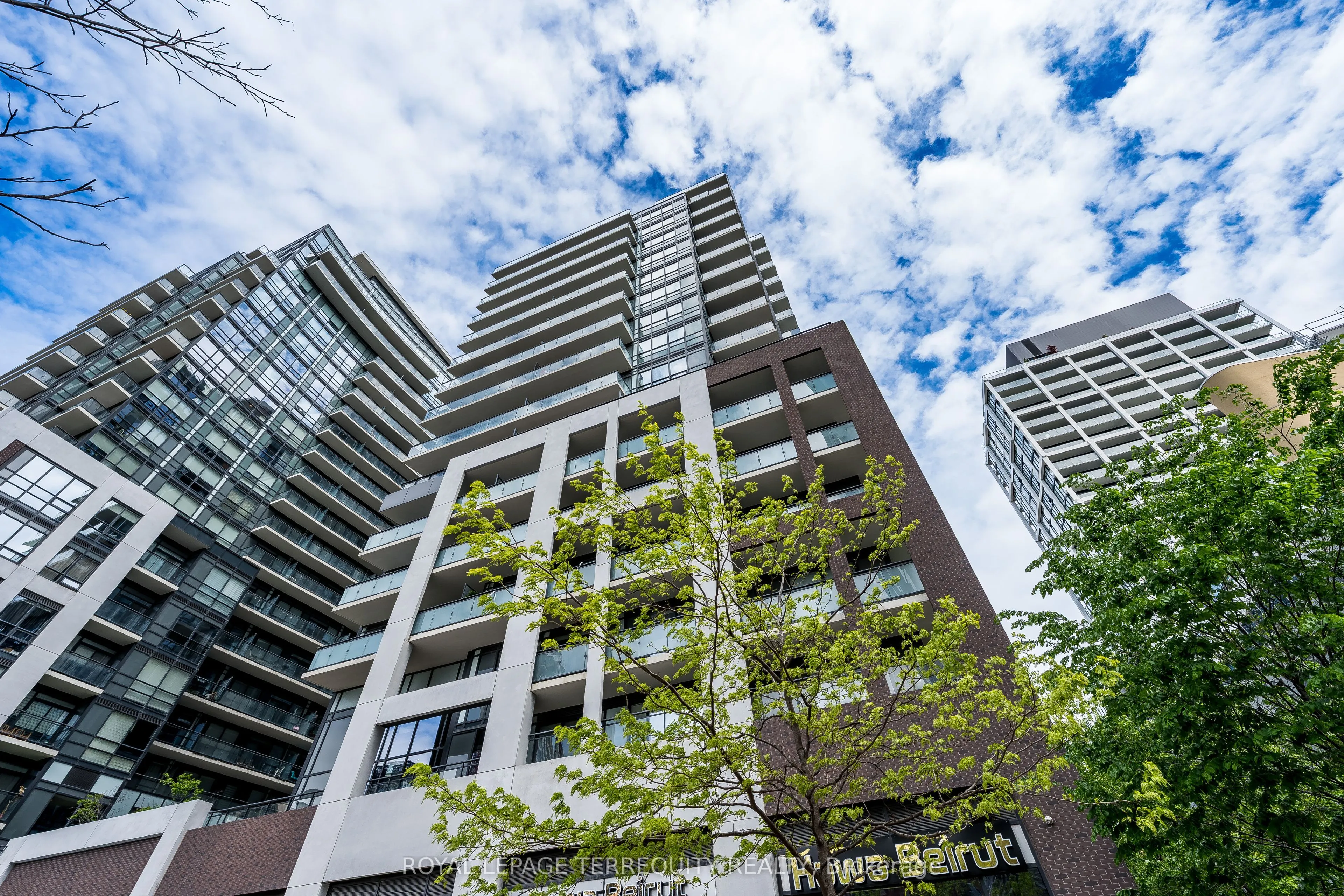 460 Adelaide Street E, #1032