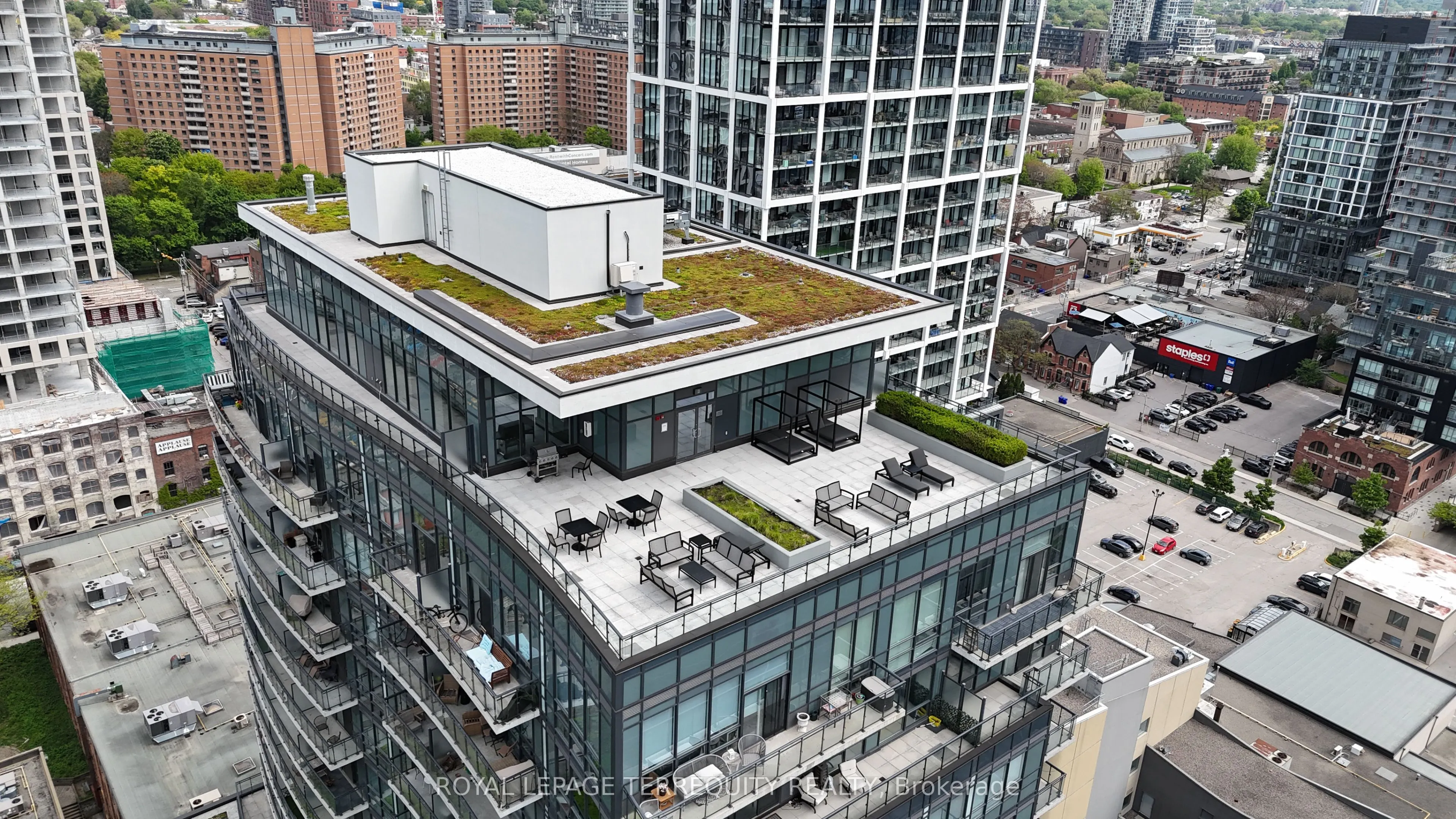 460 Adelaide Street E, #1032