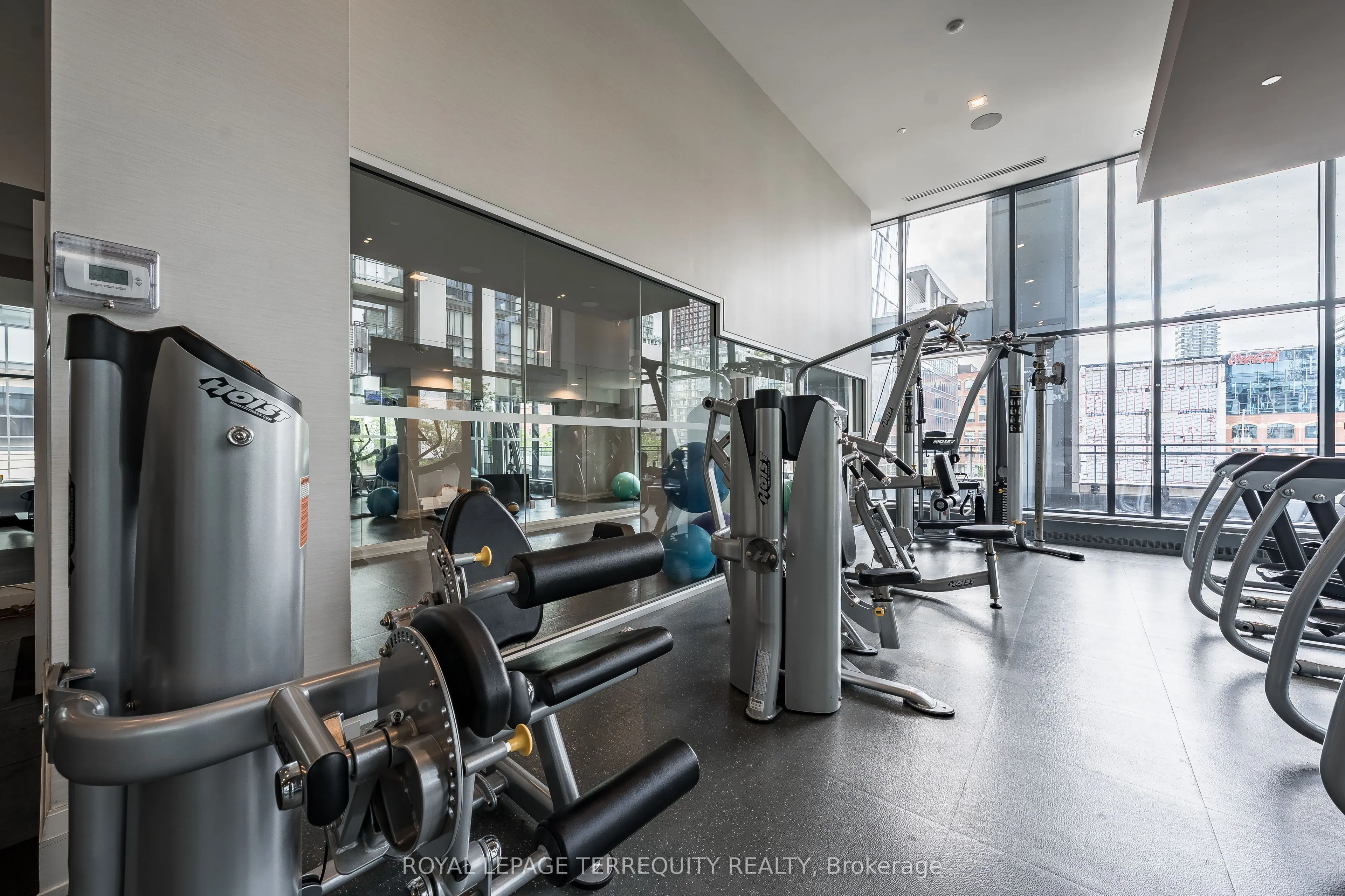 460 Adelaide Street E, #1032