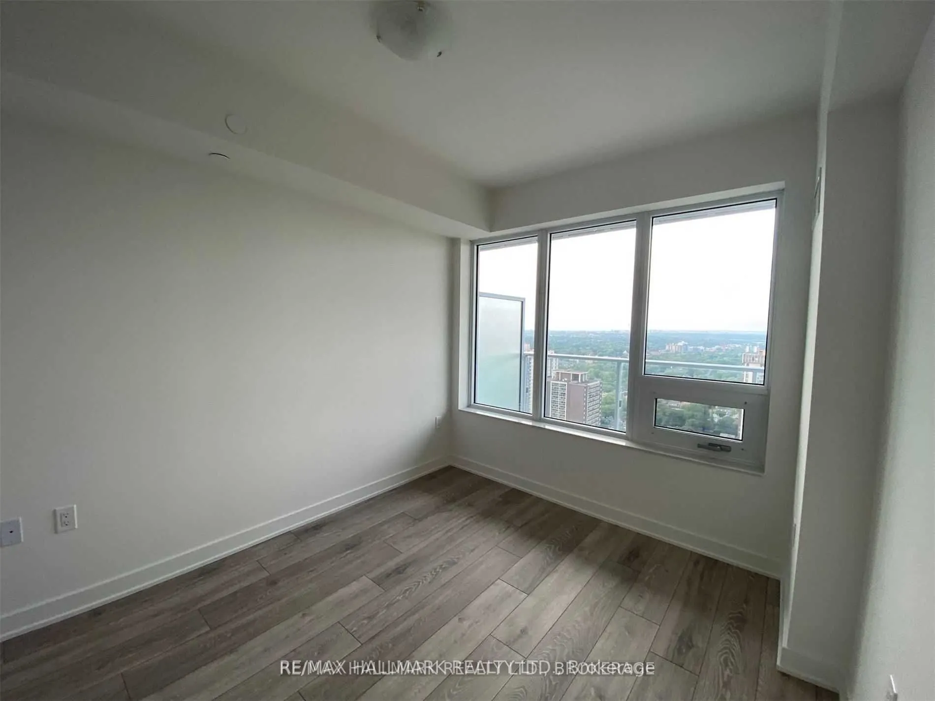 99 Broadway Avenue, #3301 Nt