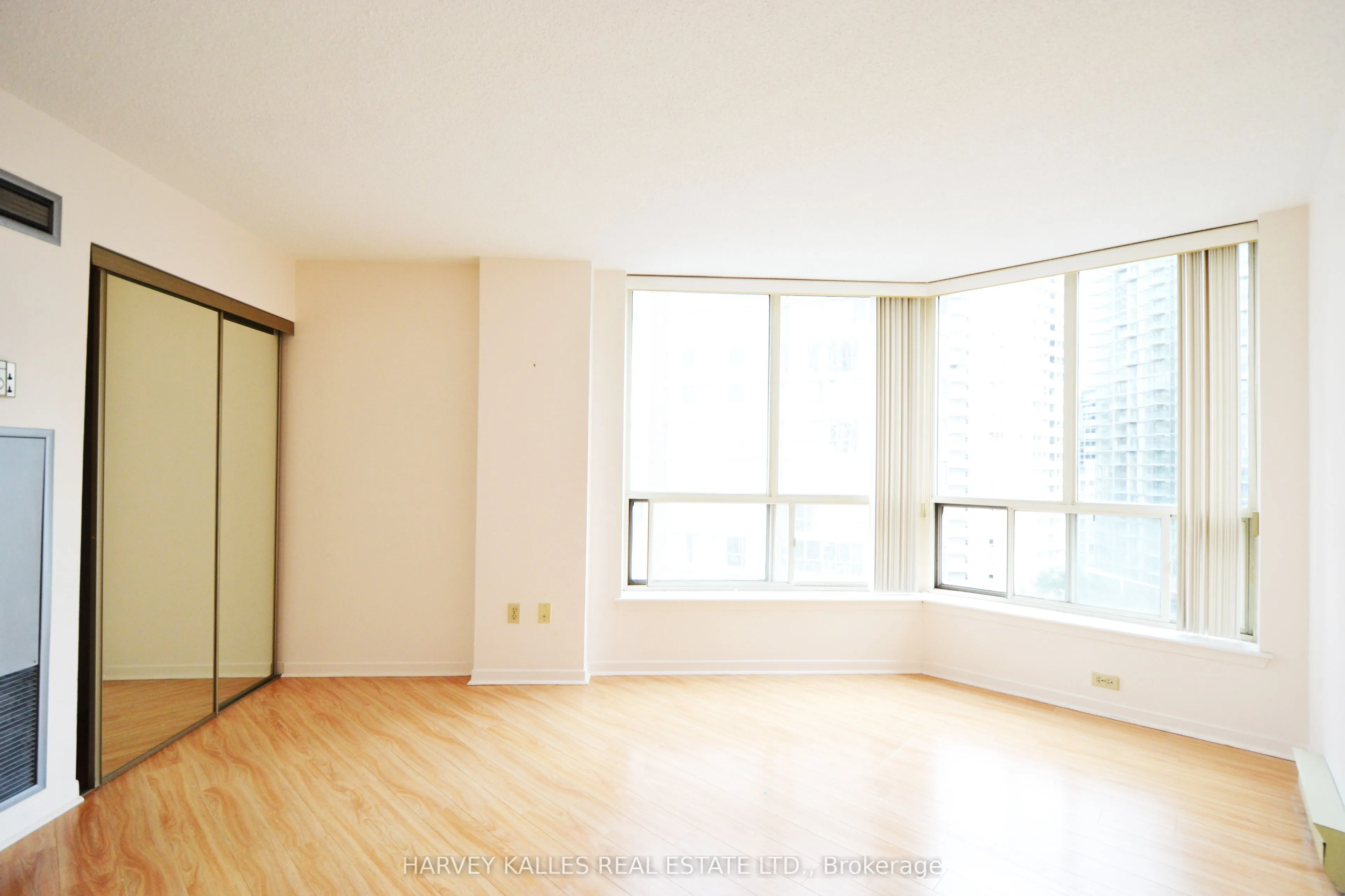 44 St Joseph Street, #1103