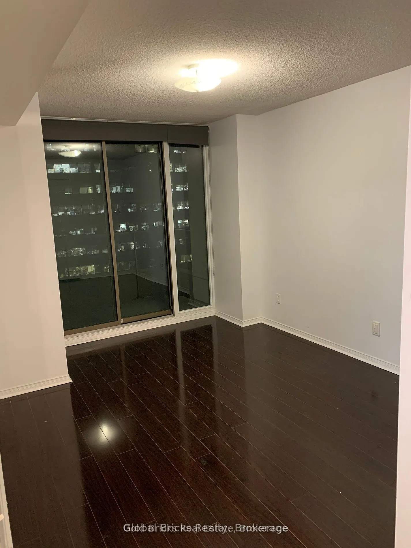 750 Bay Street, #2009