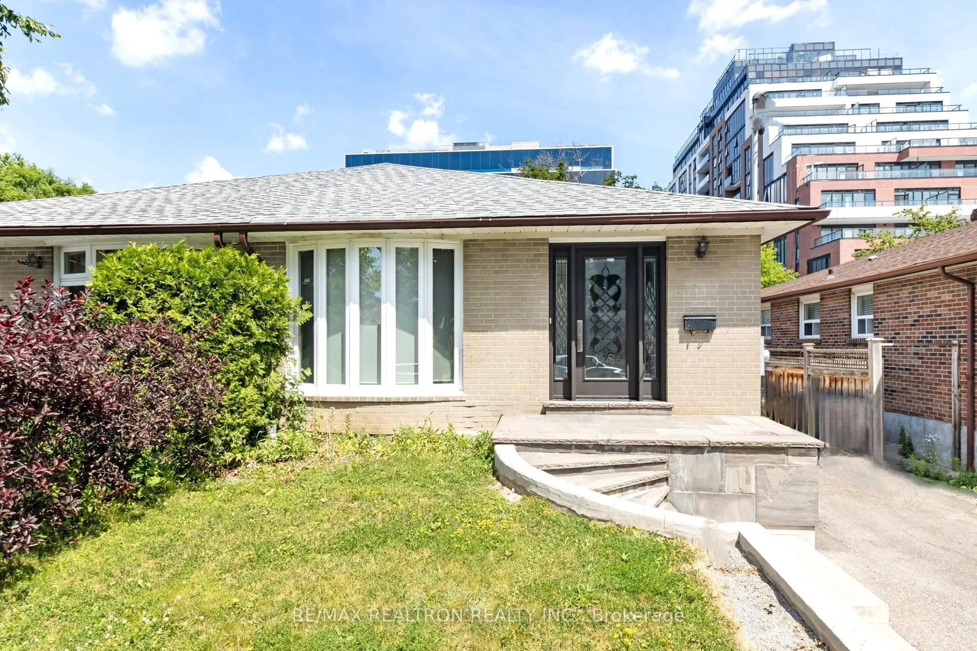 44 Caracas Road