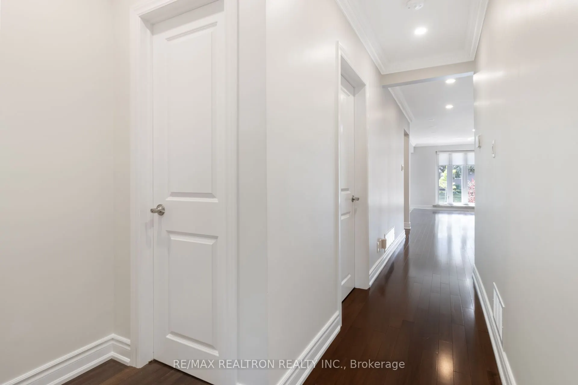 44 Caracas Road