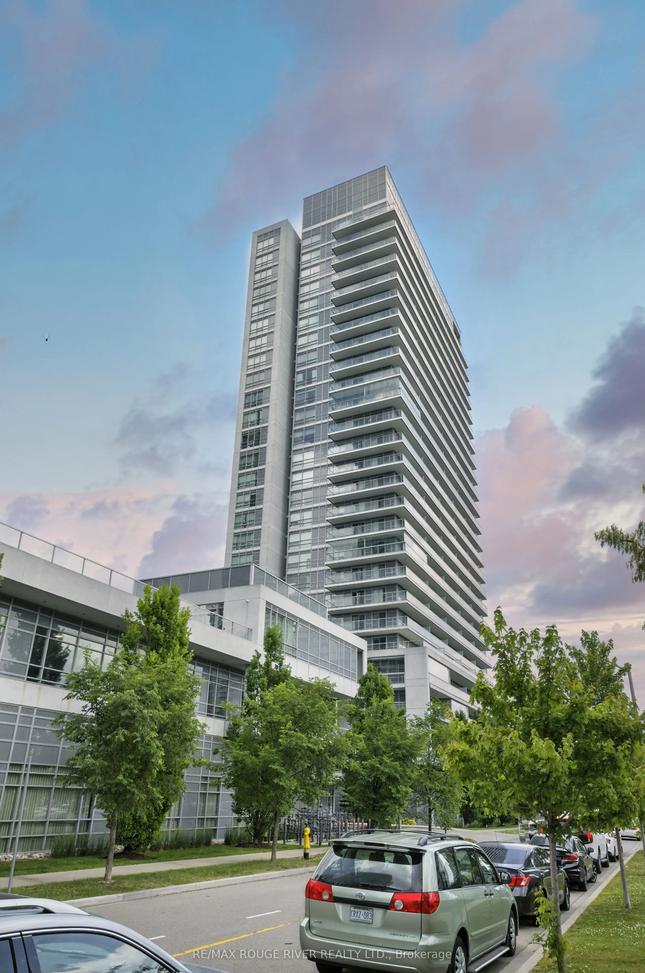 30 Herons Hill Way, #1408