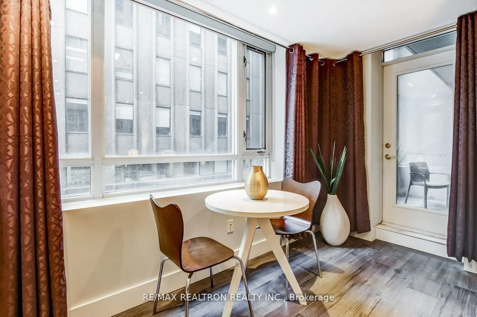 80 Cumberland Street, #301