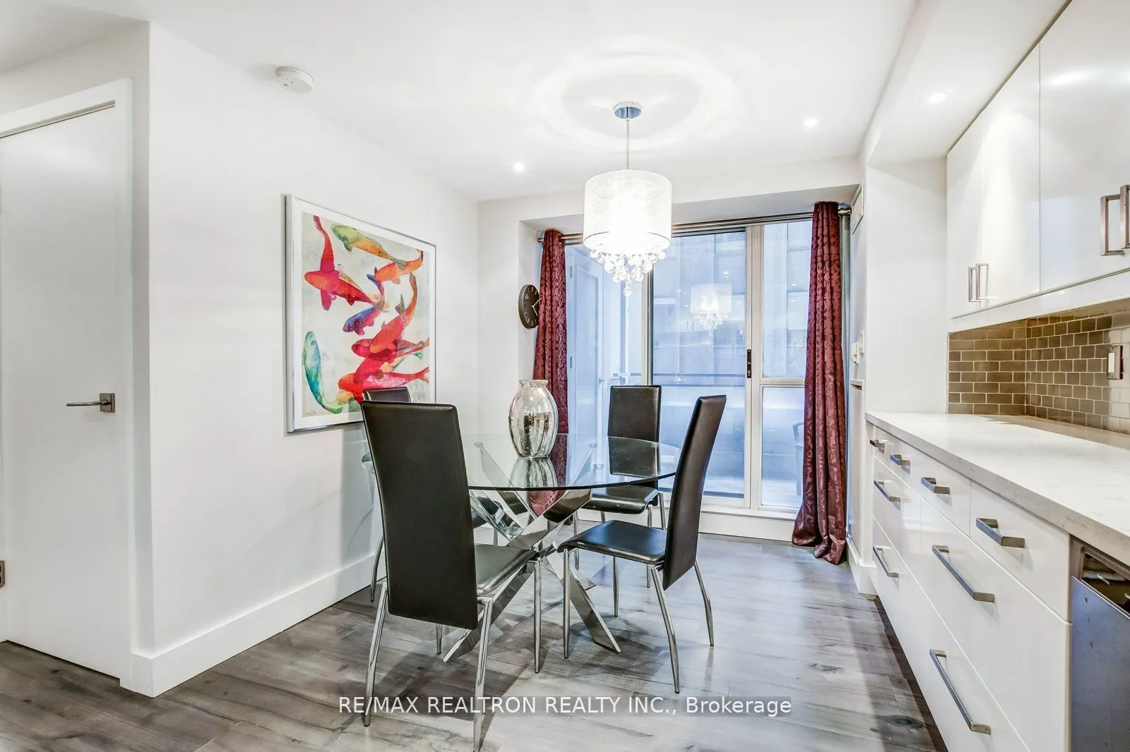 80 Cumberland Street, #301