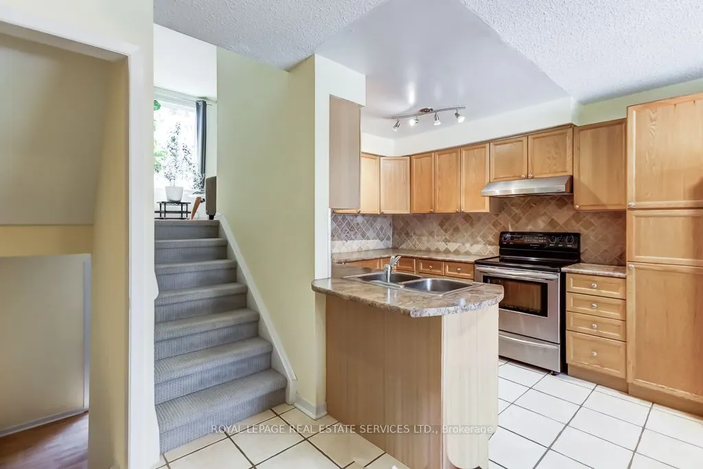 130 Clinton Street, #29