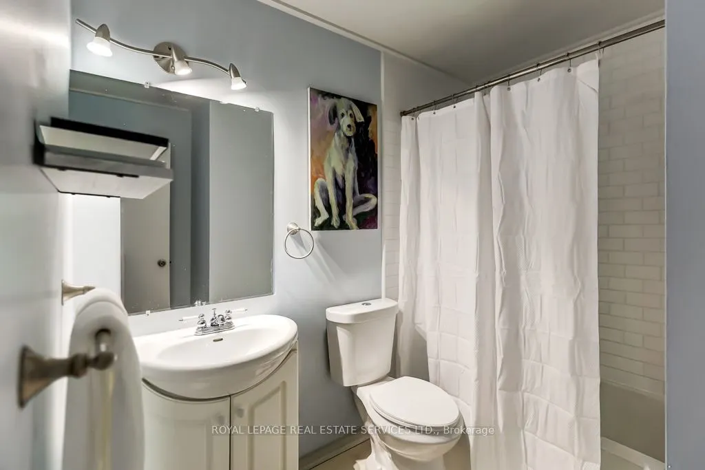 130 Clinton Street, #29