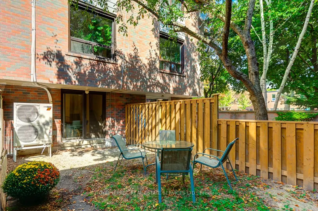 130 Clinton Street, #29