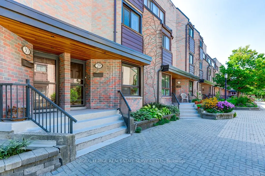 130 Clinton Street, #29