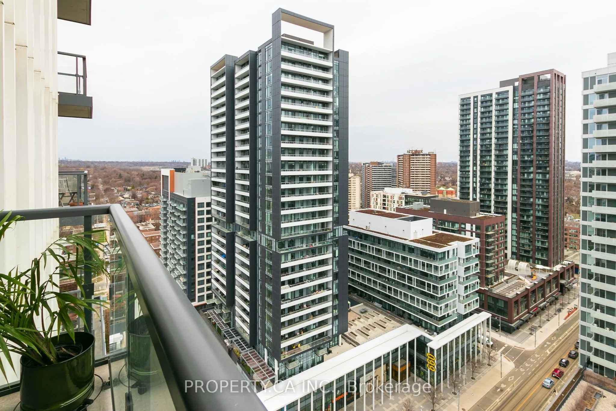 170 Sumach Street, #2213