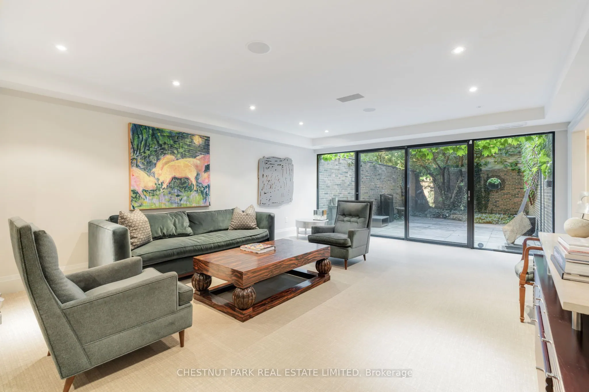 84 Oriole Road, #3