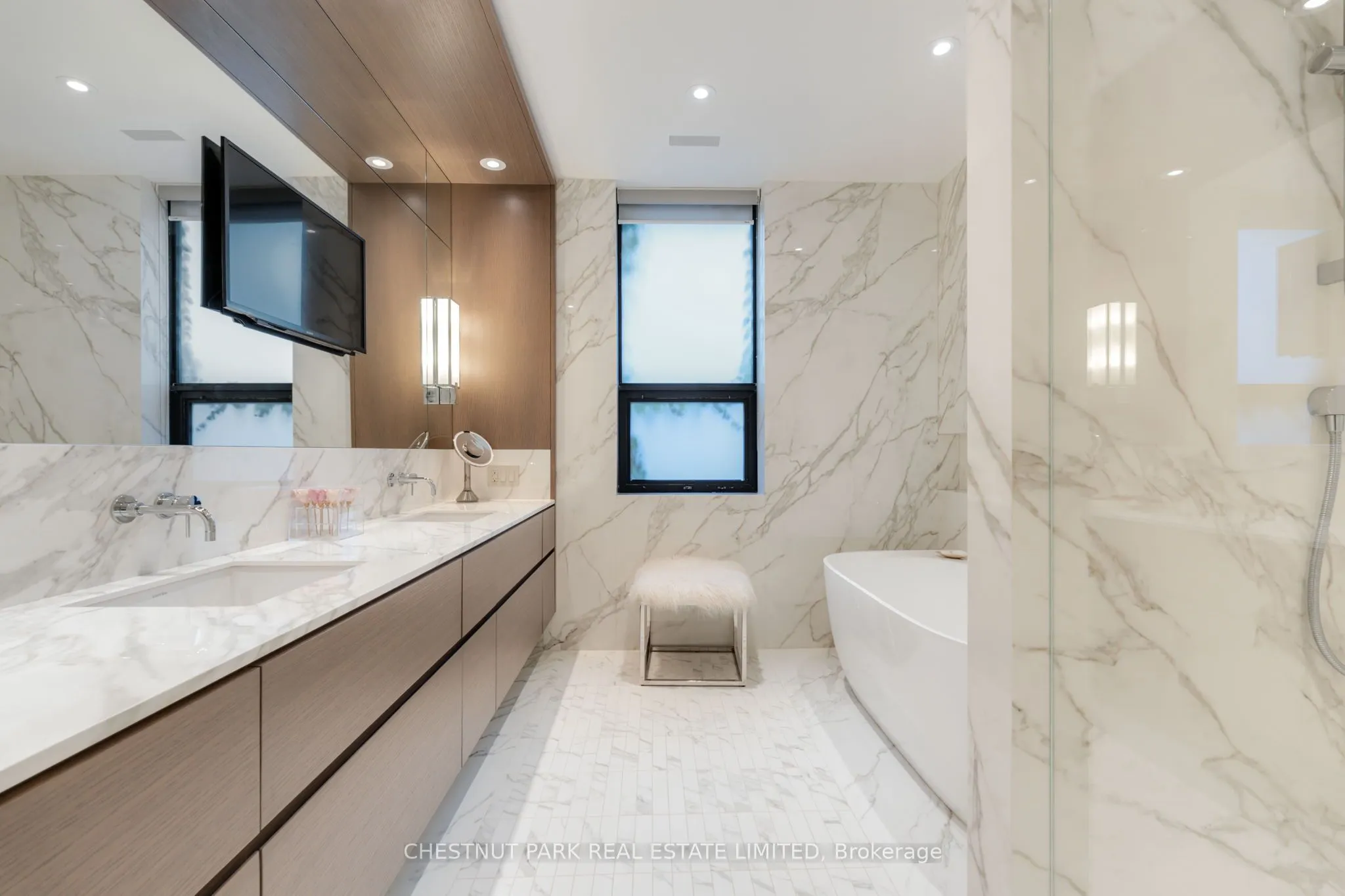 84 Oriole Road, #3