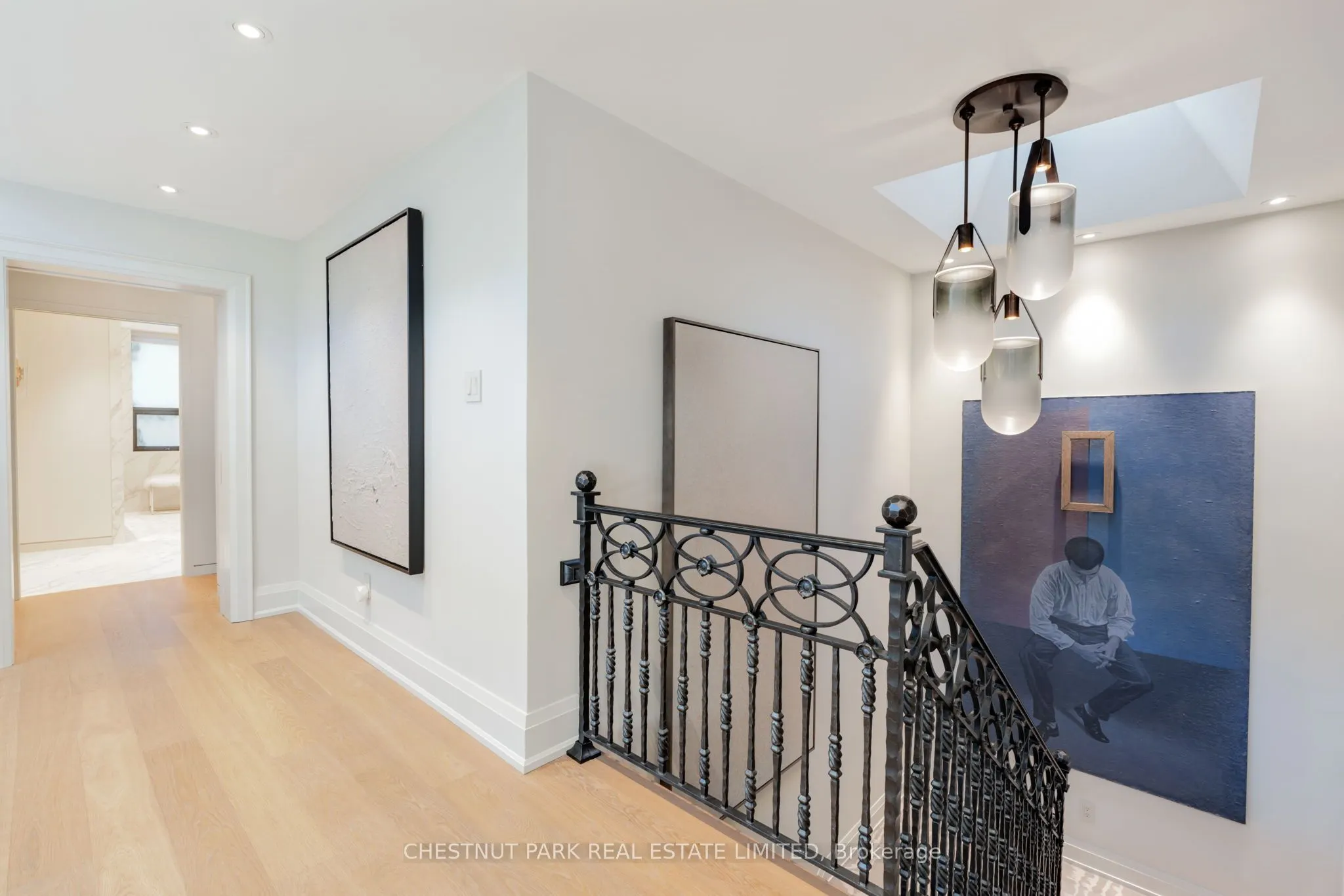 84 Oriole Road, #3
