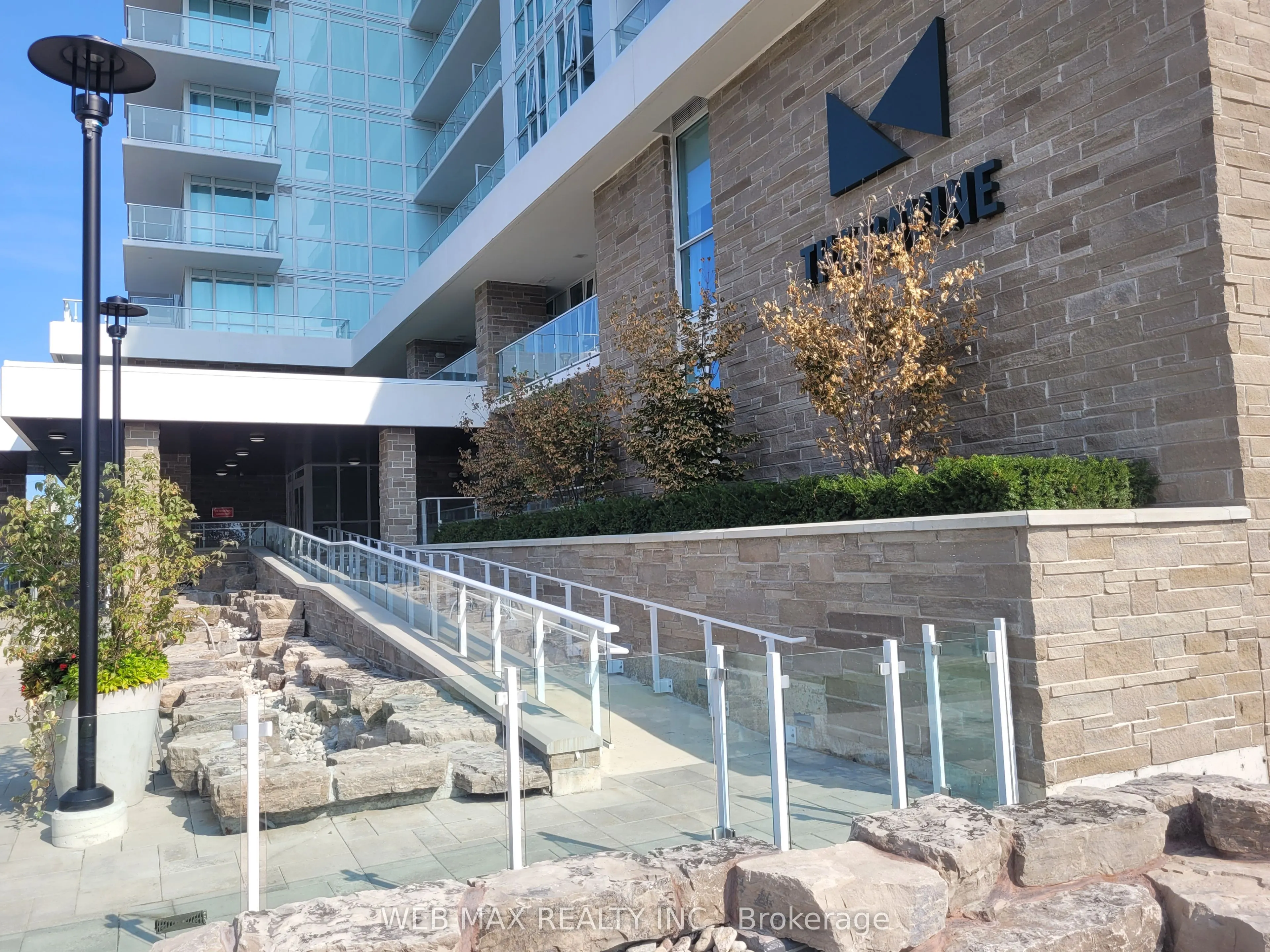 10 Deerlick Court, #1017