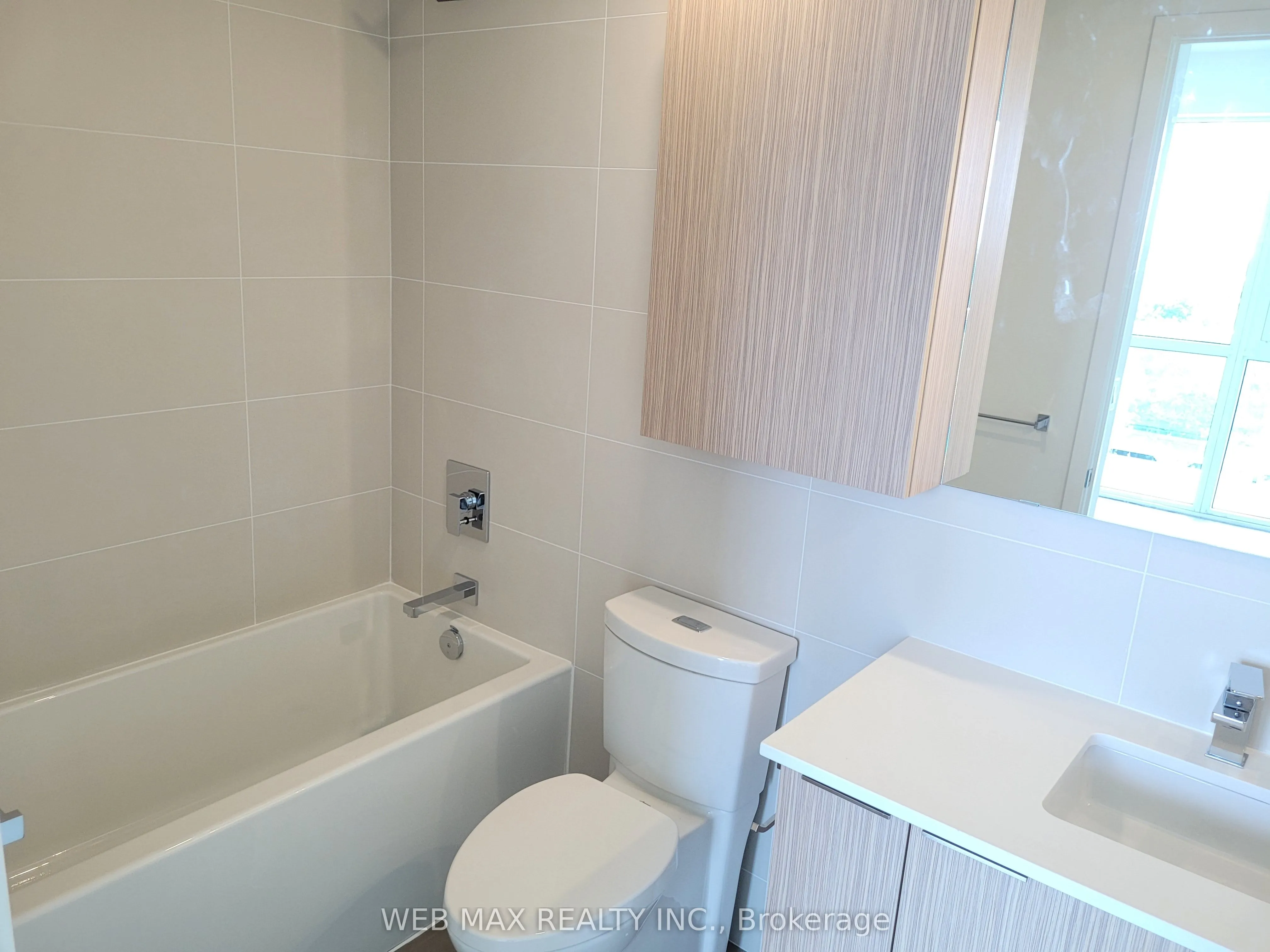 10 Deerlick Court, #1017