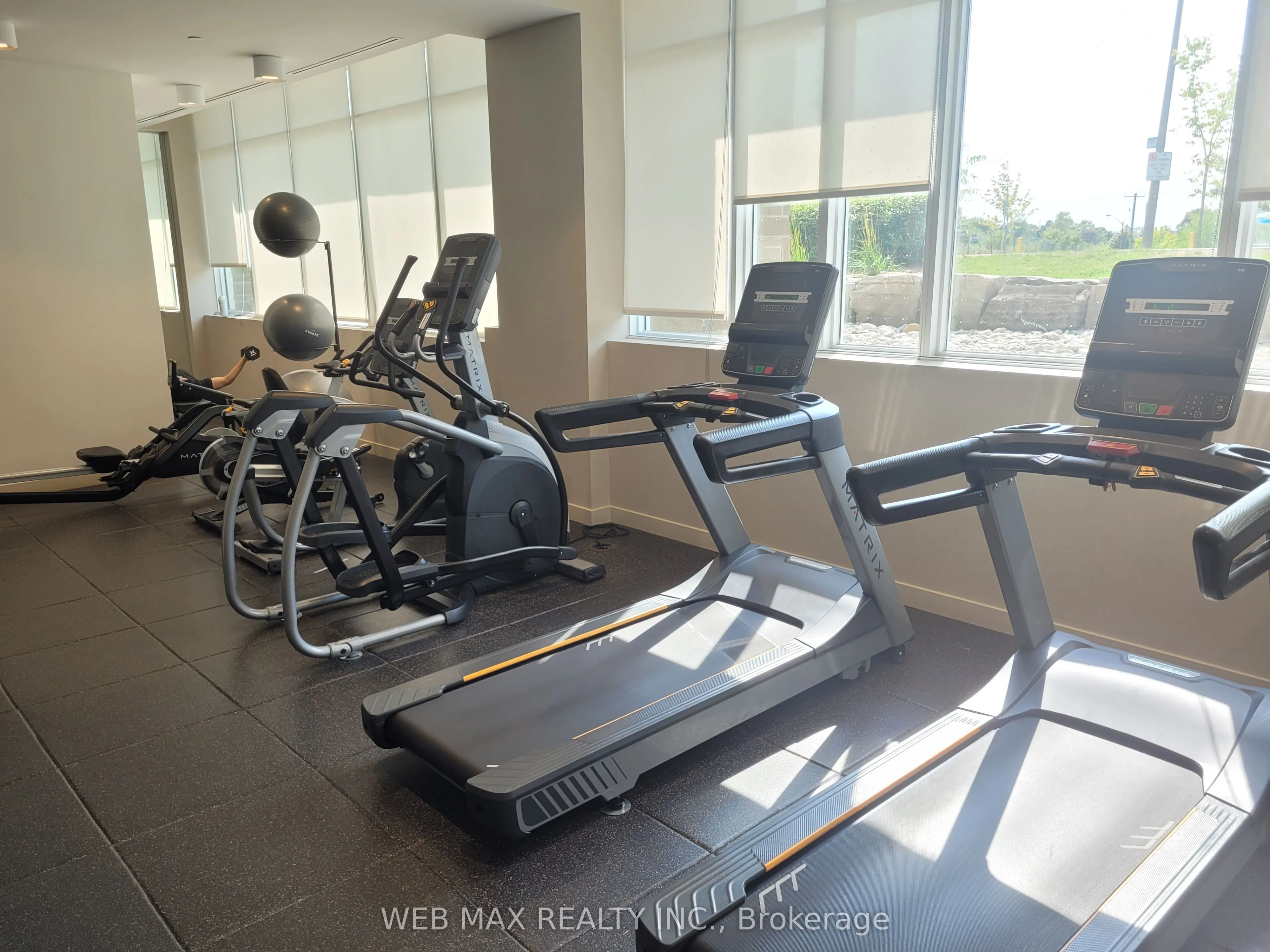 10 Deerlick Court, #1017