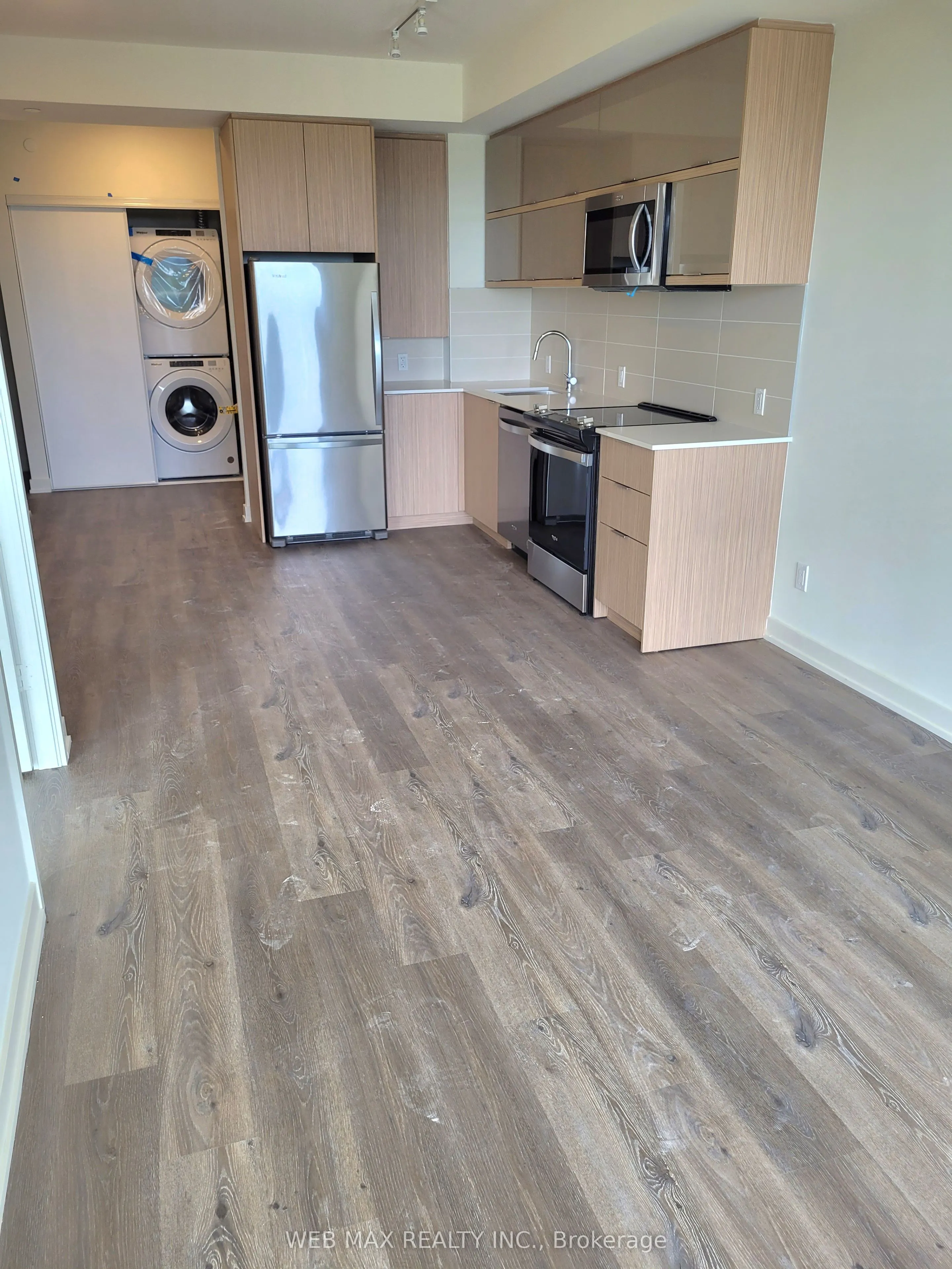 10 Deerlick Court, #1017